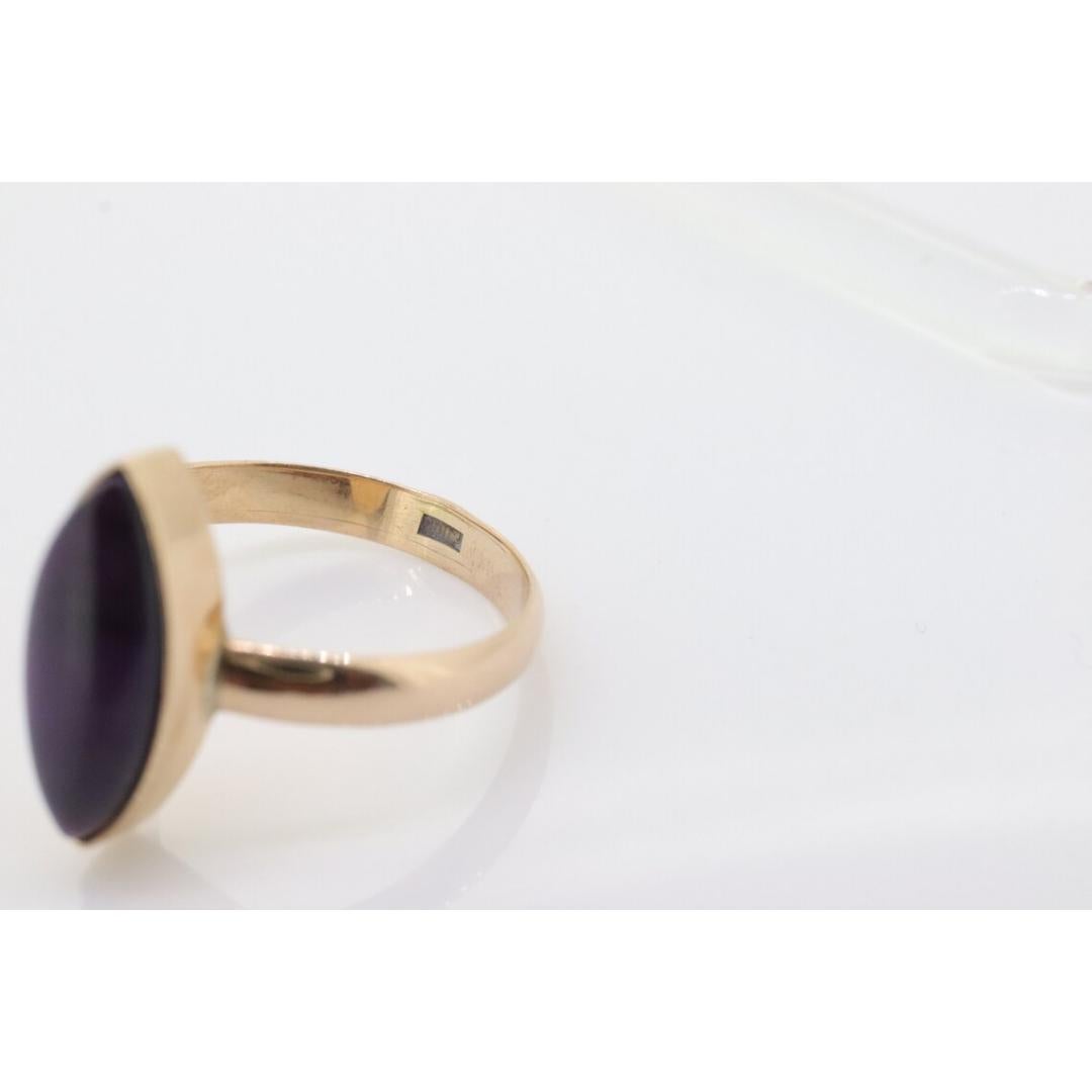 10k SUGILITE Purple bezel ring. Antique 10k Marquise Purple Sugilite bezel set For Sale 3