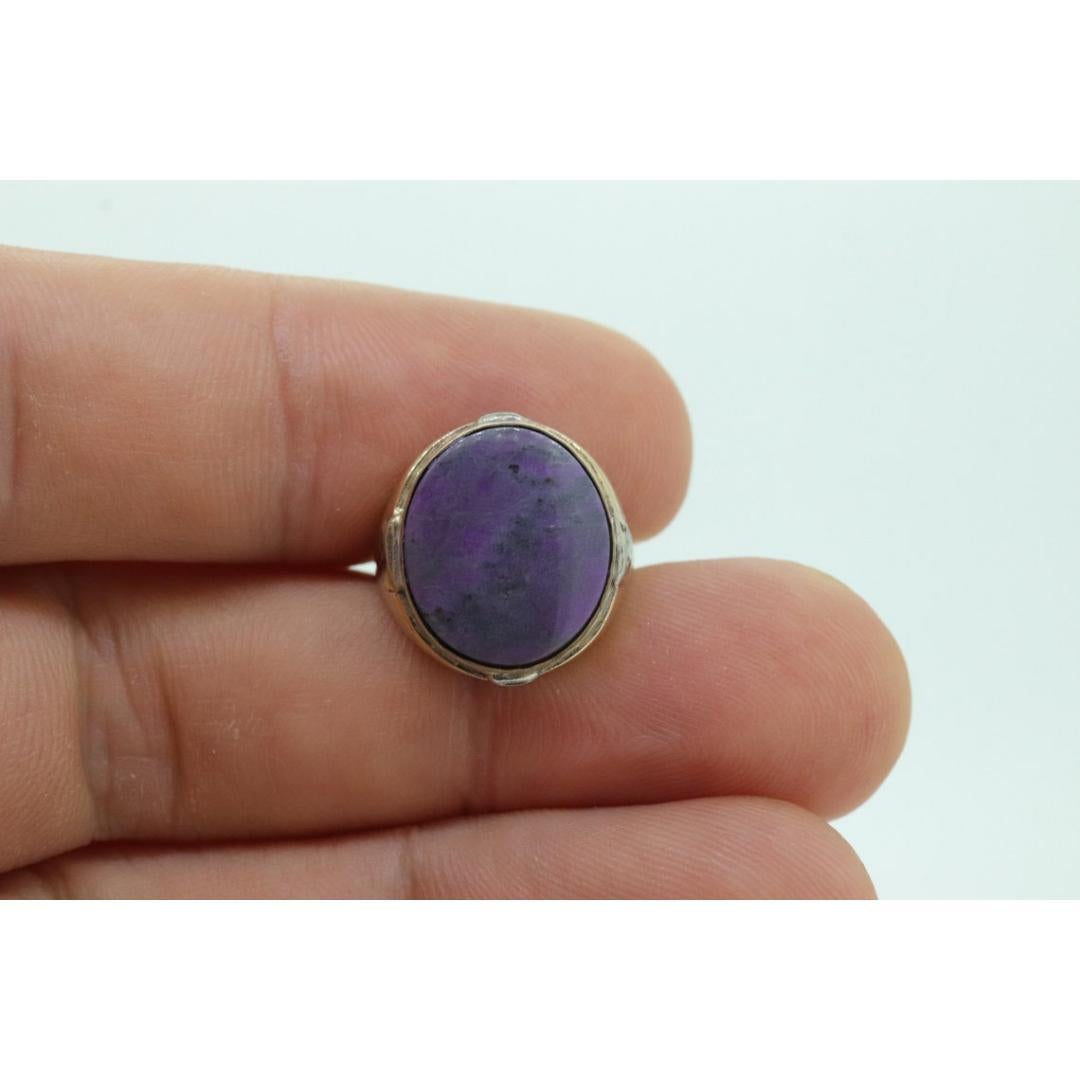 10k SUGILITE Purple bezel ring. Antique 10k Oval Purple Sugilite bezel set For Sale 4