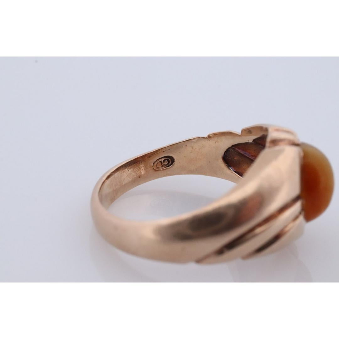 Anello con cabochon ovale di occhio di tigre 10k. Anello con castone CD TigerEye 10k. in vendita 2