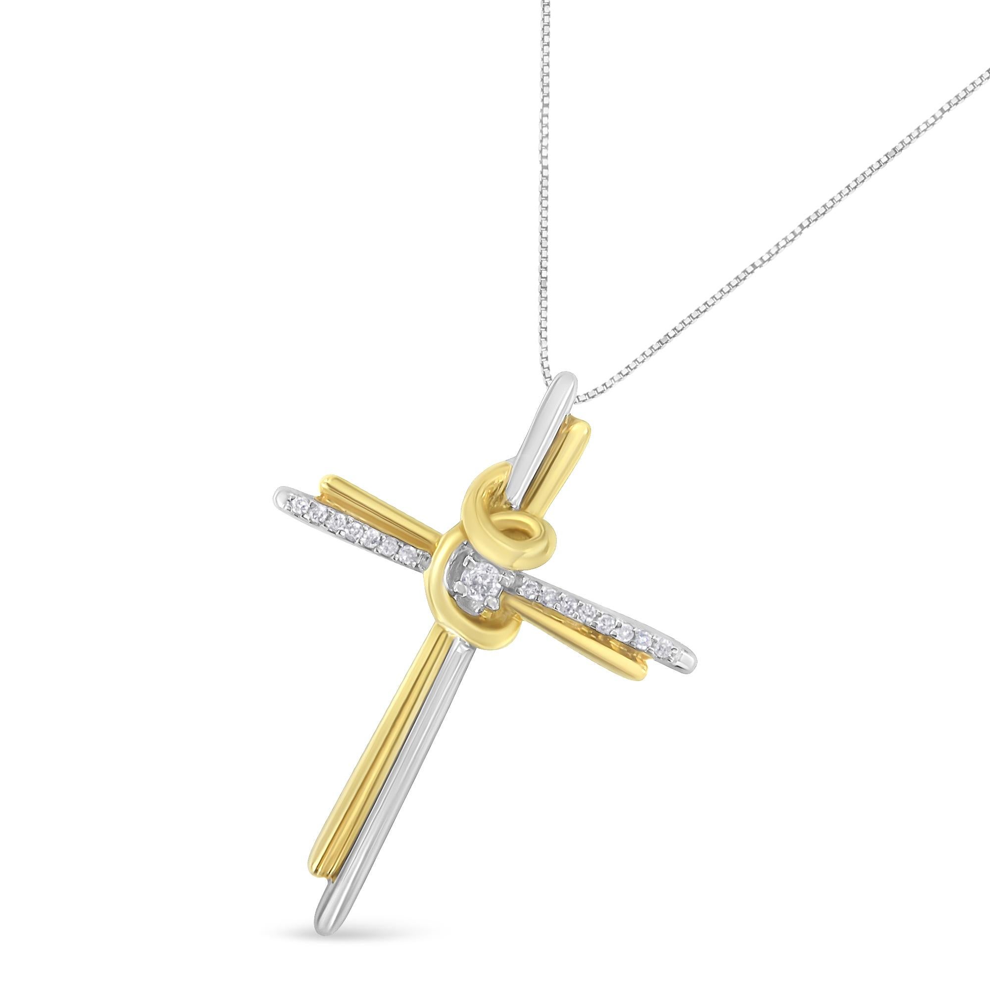 10K zweifarbiges Gold Rundschliff Diamant Kreuz Anhänger Halskette (Zeitgenössisch) im Angebot