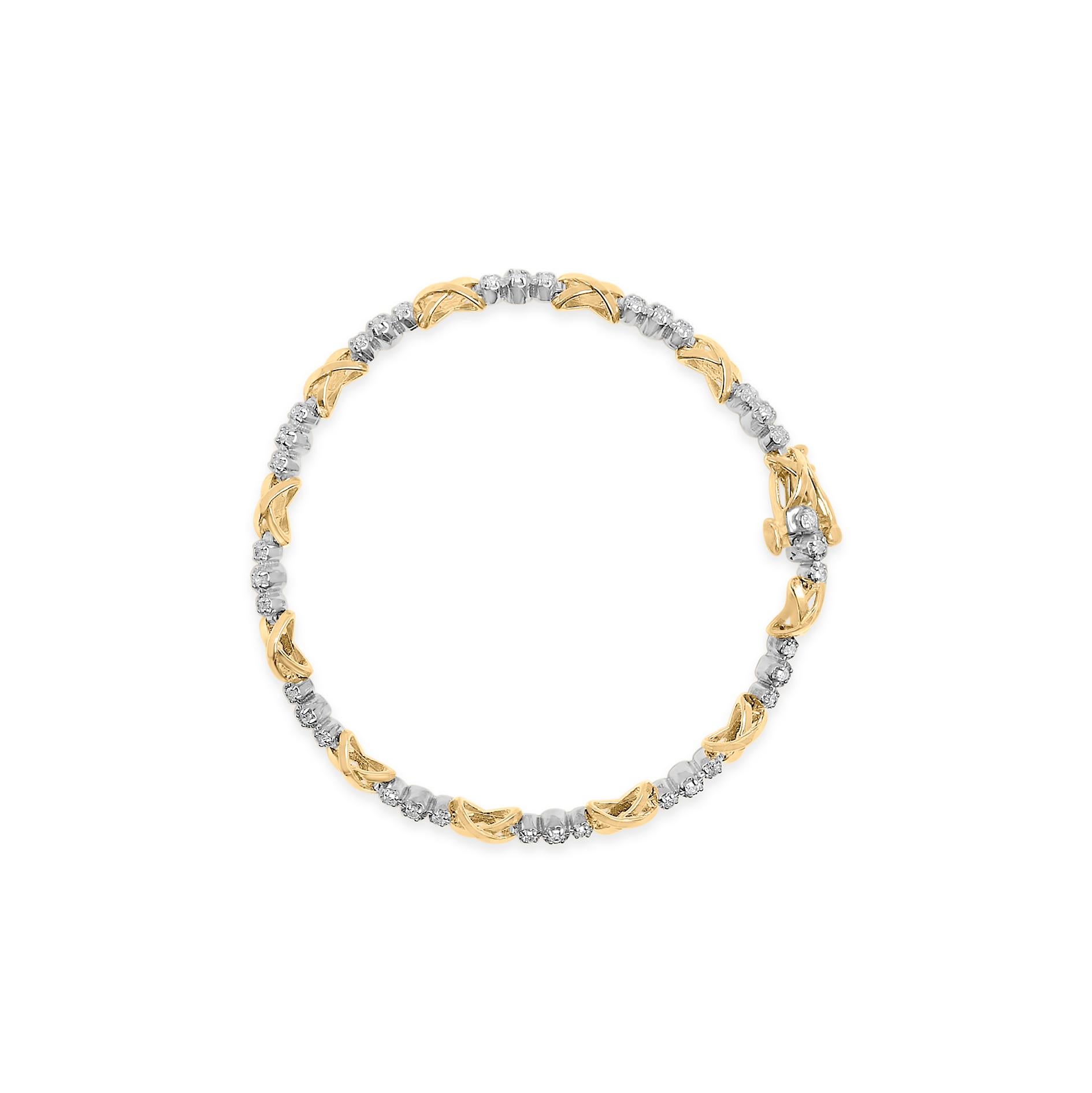 Moderne Or 10K bicolore 1/2 Cttw Diamond Alternating 3 Stone and X-Link 7
