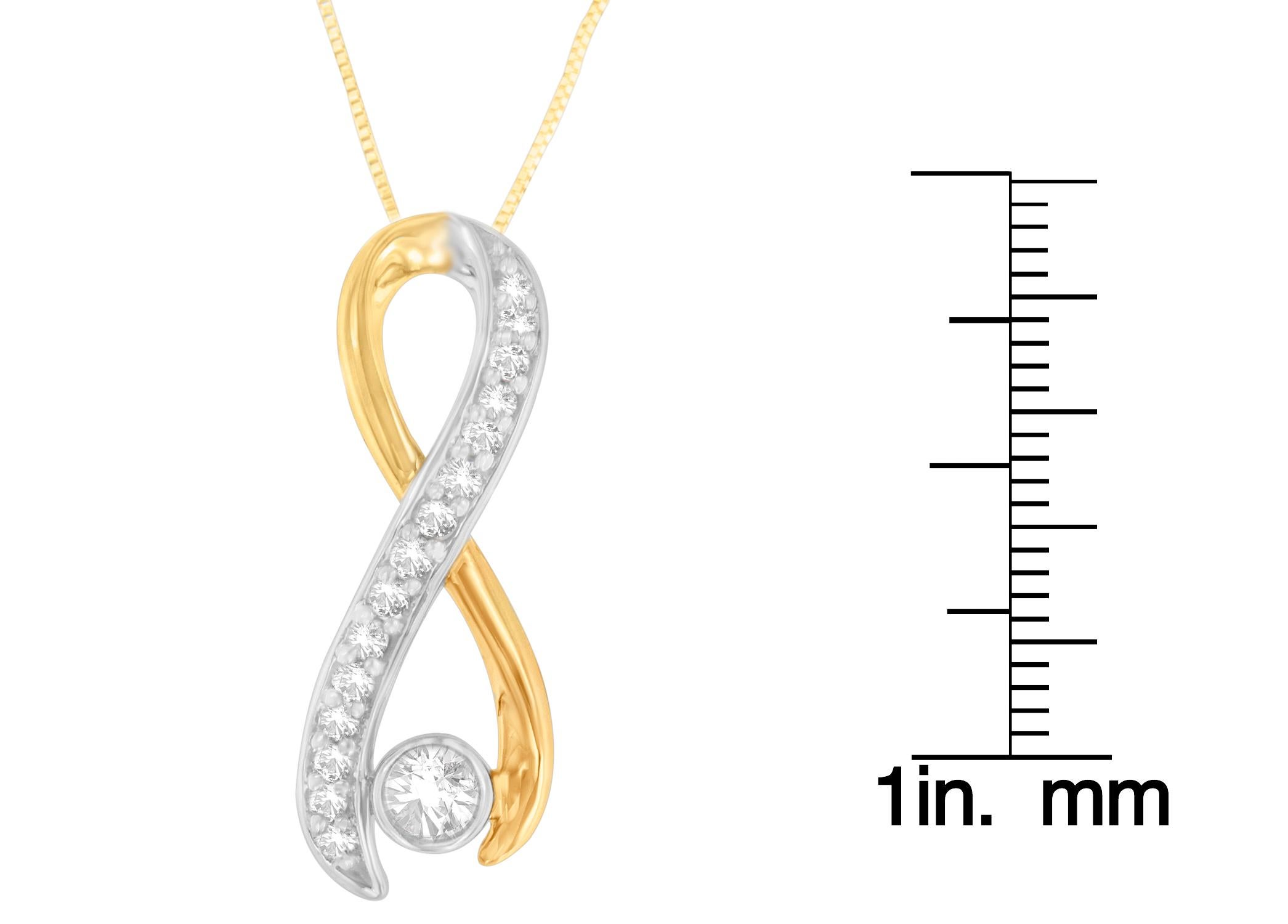10K Two-Tone Gold 1/5 Carat Diamond Radiant Ribbon Pendant Necklace In New Condition For Sale In New York, NY