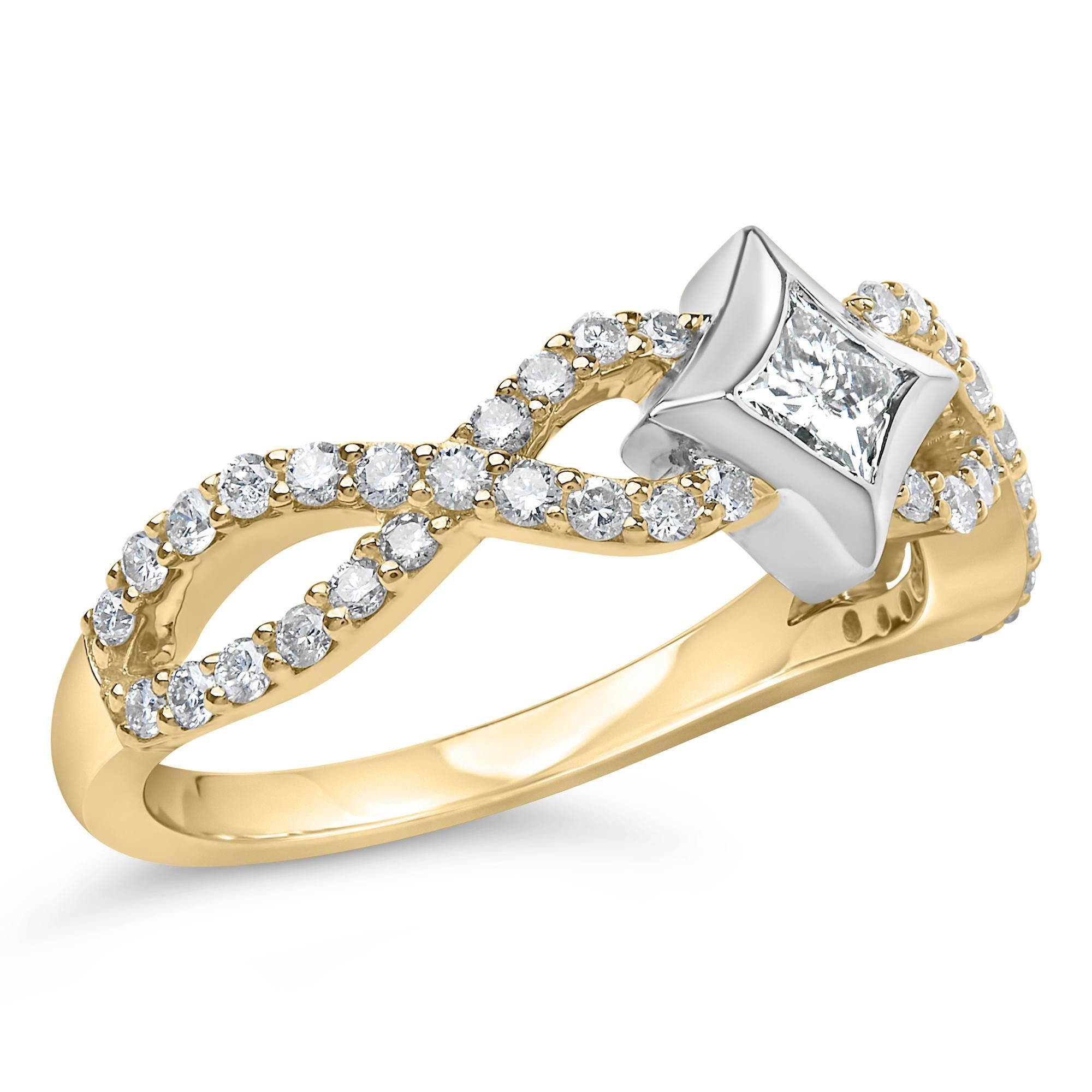 Modern 10K Two Tone Gold 5/8 Cttw Diamond Kite and Twist Shank Ring For Sale