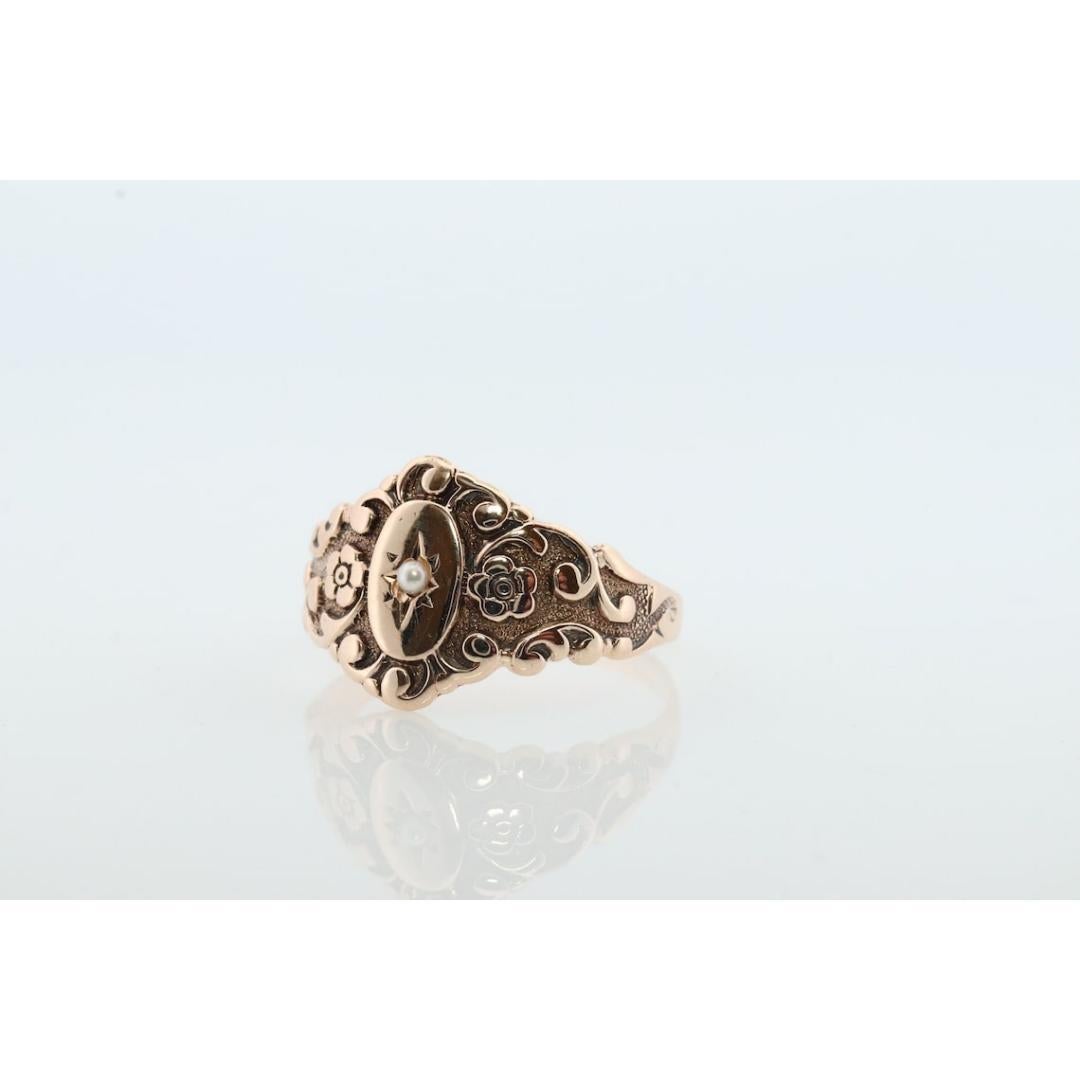 10k Victorian Pearl Seed ring. 10k Gold Victorian Carved Ornate ring. Antique In Good Condition In Port Charlotte, FL
