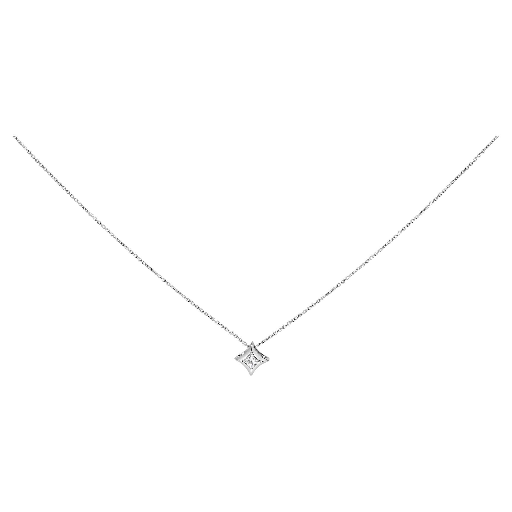 Collar Colgante en Forma de Cometa con Diamantes 1/10 Cttw de Oro Blanco de 10K - 18" Pulgadas