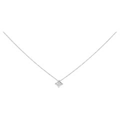10K White Gold 1/10 Cttw Diamond Kite Shaped Pendent Necklace - 18" Inches