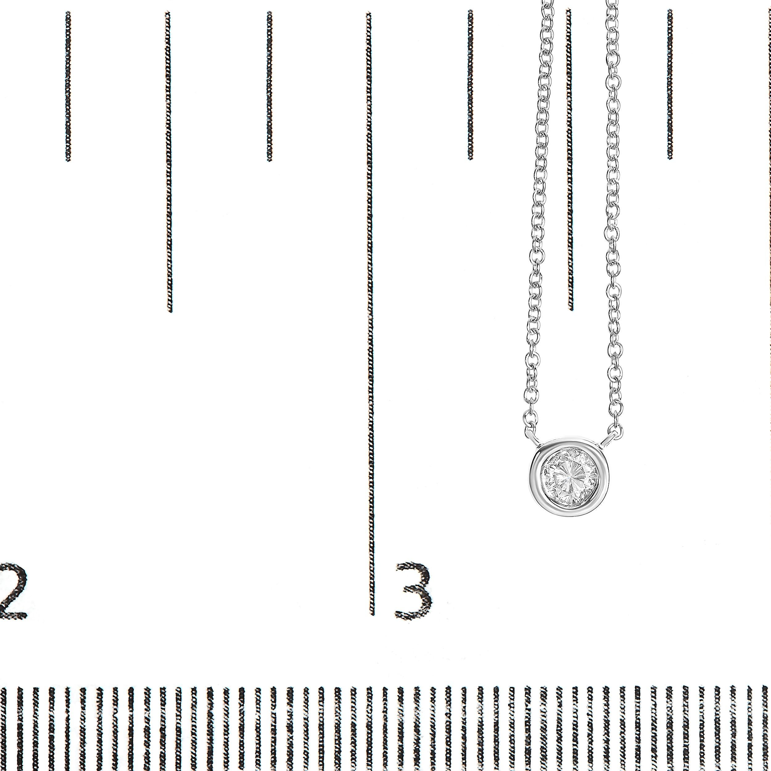 10K White Gold 1/2 Carat Brilliant-Cut Diamond Modern Solitaire Pendant Necklace In New Condition For Sale In New York, NY