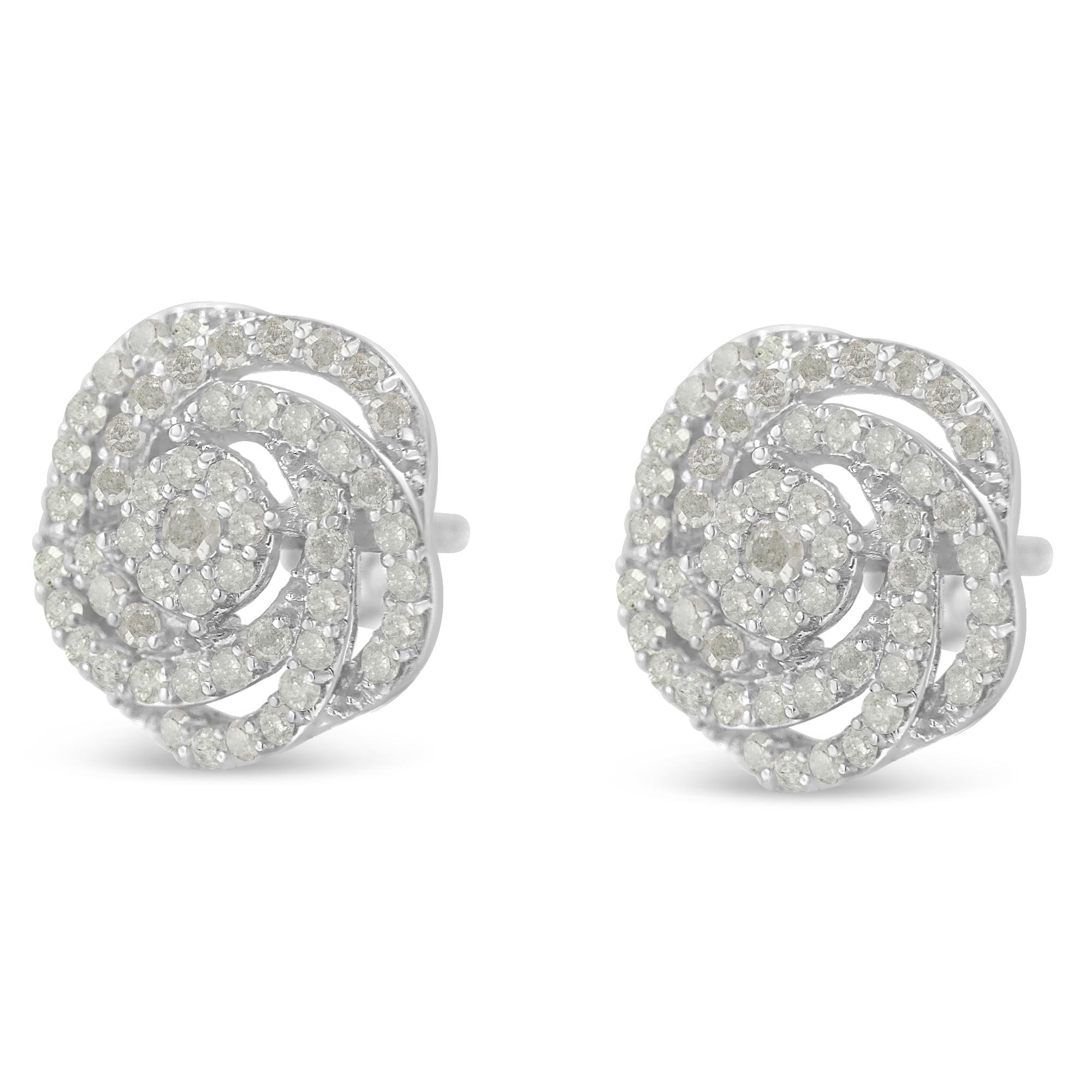 10K White Gold 1/2 Carat Diamond Flower Stud Earring In New Condition For Sale In New York, NY