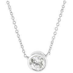 Collier pendentif solitaire réglable de 16-18 pouces en or blanc 10 carats avec diamants de 1/3 carat