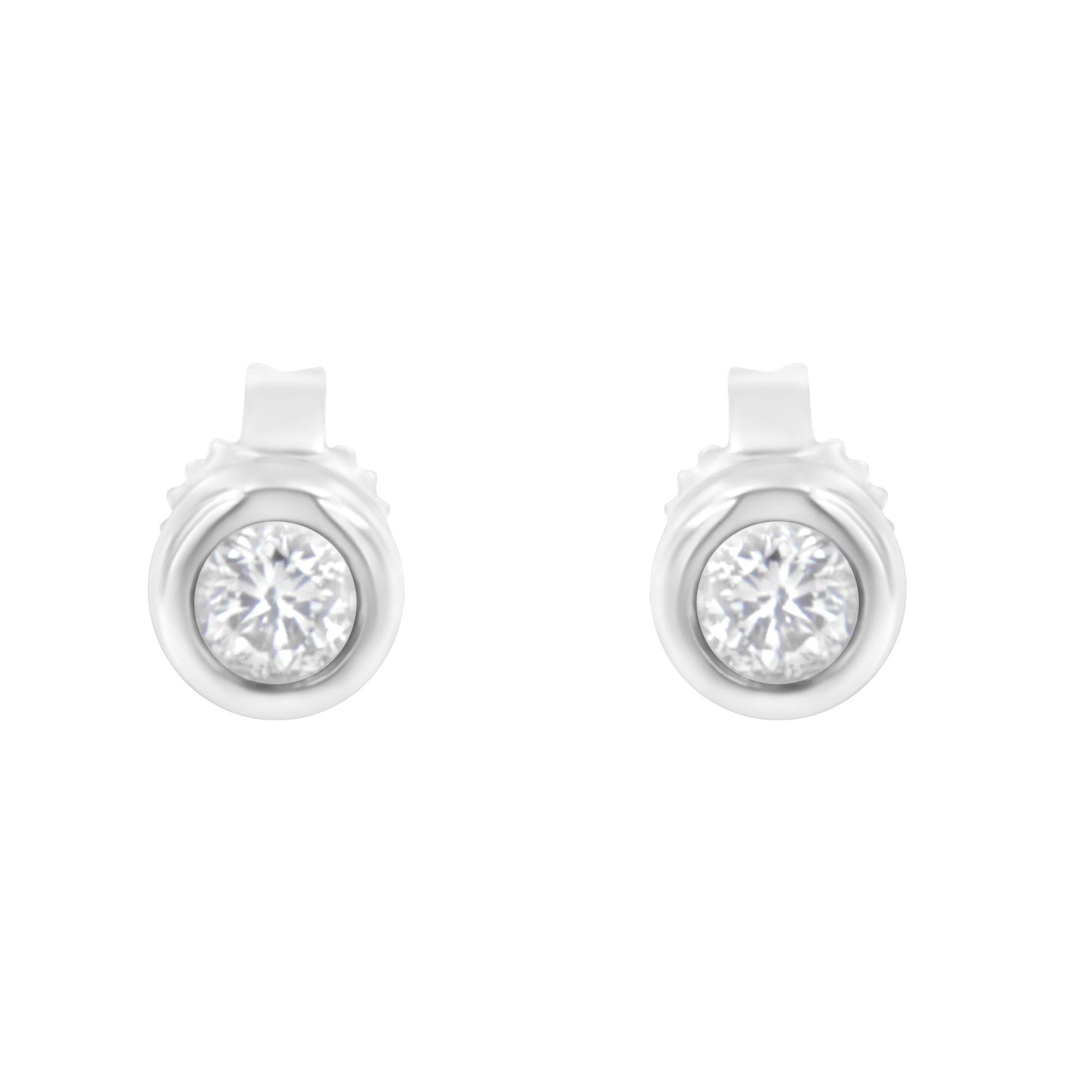 Contemporary 10K White Gold 1/4 Carat Diamond Bezel Stud Earrings For Sale