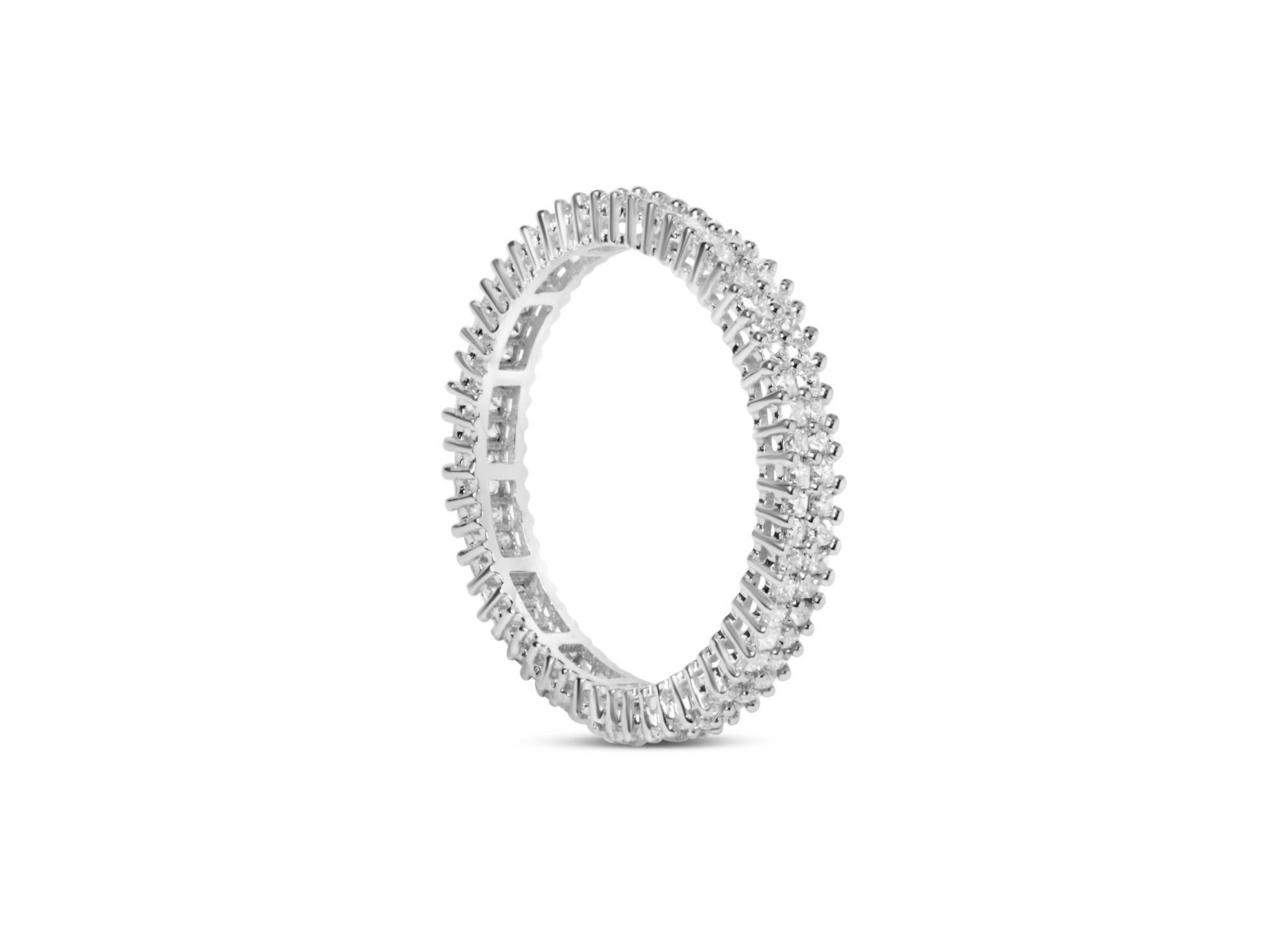 10K Weißgold 1,0 Cttw Prinzessinnenschliff Diamant Double Row Eternity Band Ring (Moderne) im Angebot