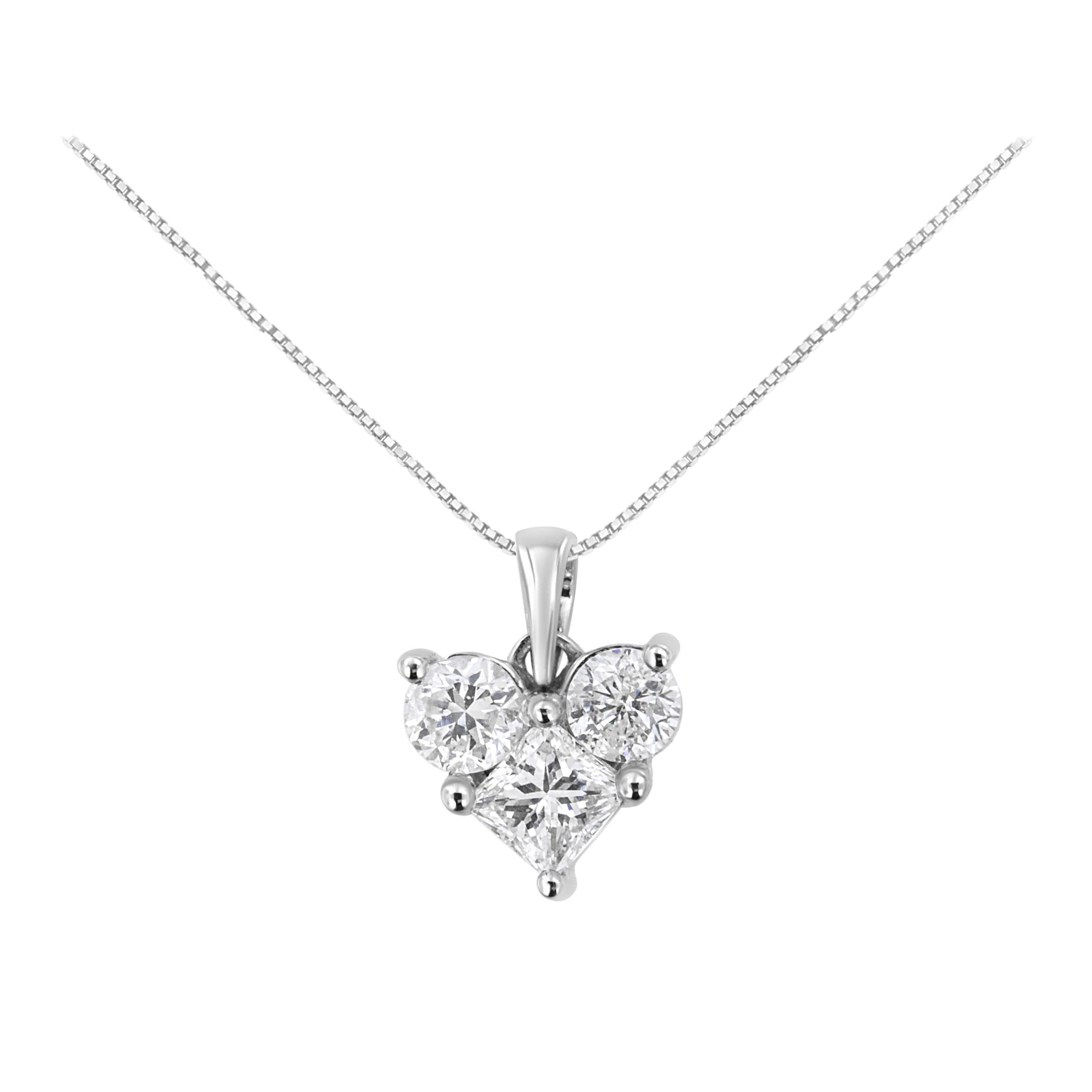 Collana con ciondolo a forma di cuore in oro bianco 10K da 1,0 Cttw con diamante rotondo Princess