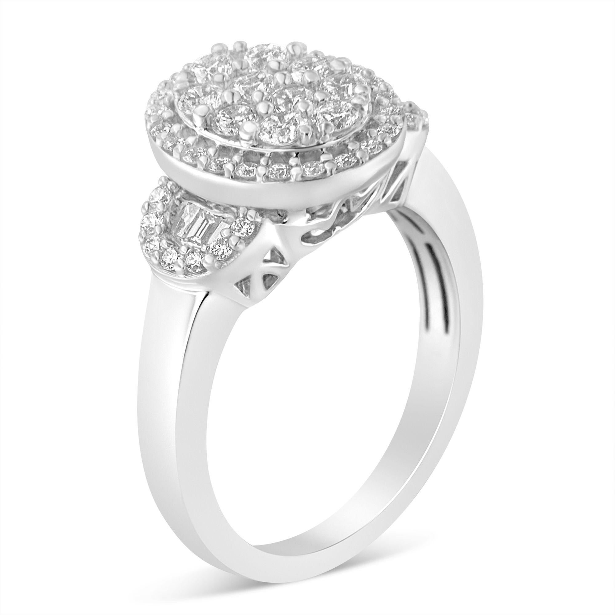 Contemporary 10K White Gold 1.00 Carat Diamond Oval Cluster Engagement Ring For Sale