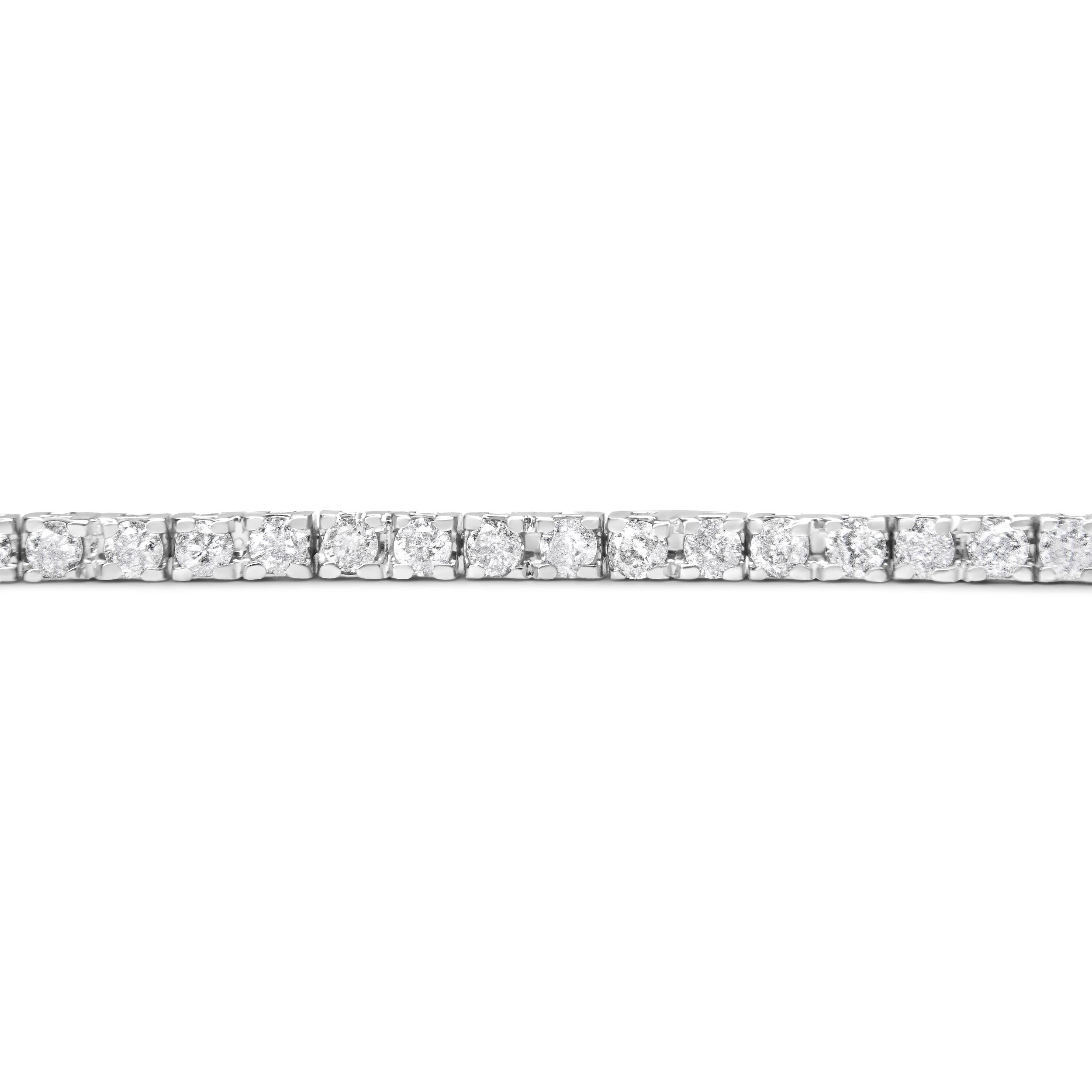 Contemporain Bracelet tennis classique en or blanc 10 carats avec diamants taille ronde de 2,0 carats sertis à la griffe en vente