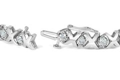 Bracciale "XOXO" in oro bianco 10k con diamante taglio rotondo da 2,00 ct.