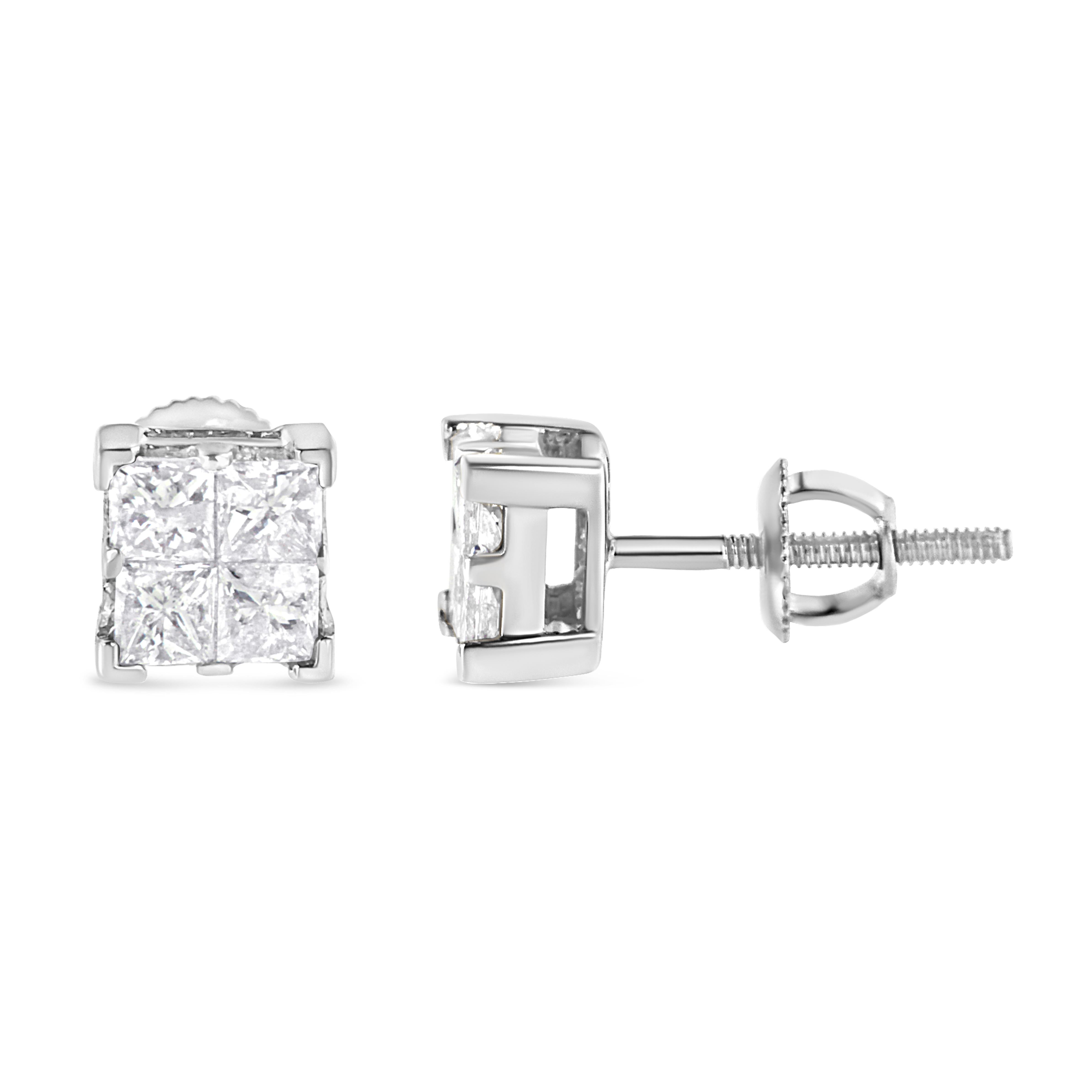 Préparez le terrain pour l'amour avec ces boucles d'oreilles en diamant étincelantes. Réalisées en or blanc 10 carats, ces boucles d'oreilles sont composées de quatre diamants étincelants de taille princesse. Éclatantes de diamants de 3/4 ct. t.w.
