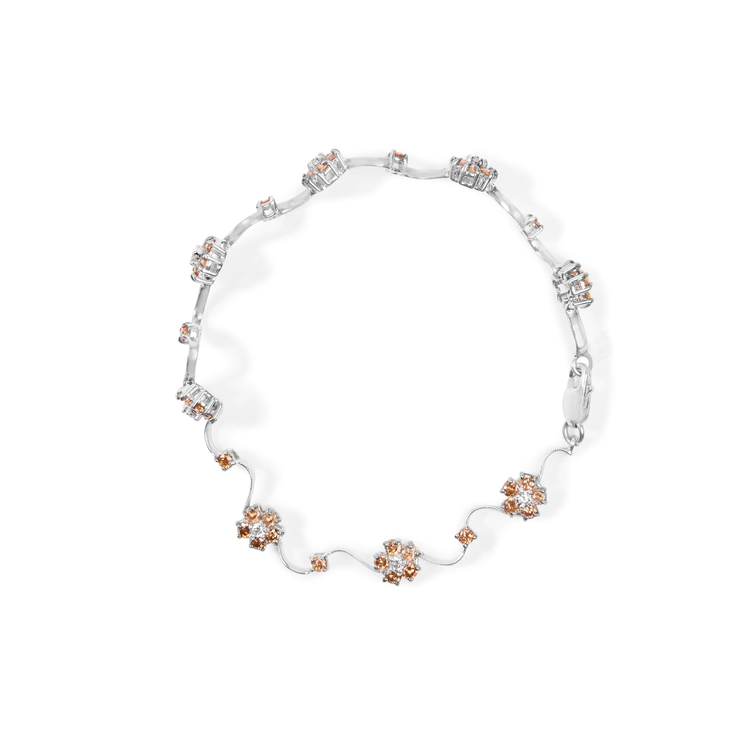 Moderne Bracelet à maillons en or blanc 10K 4.0 Cttw Champagne & White Diamond Cluster Station en vente