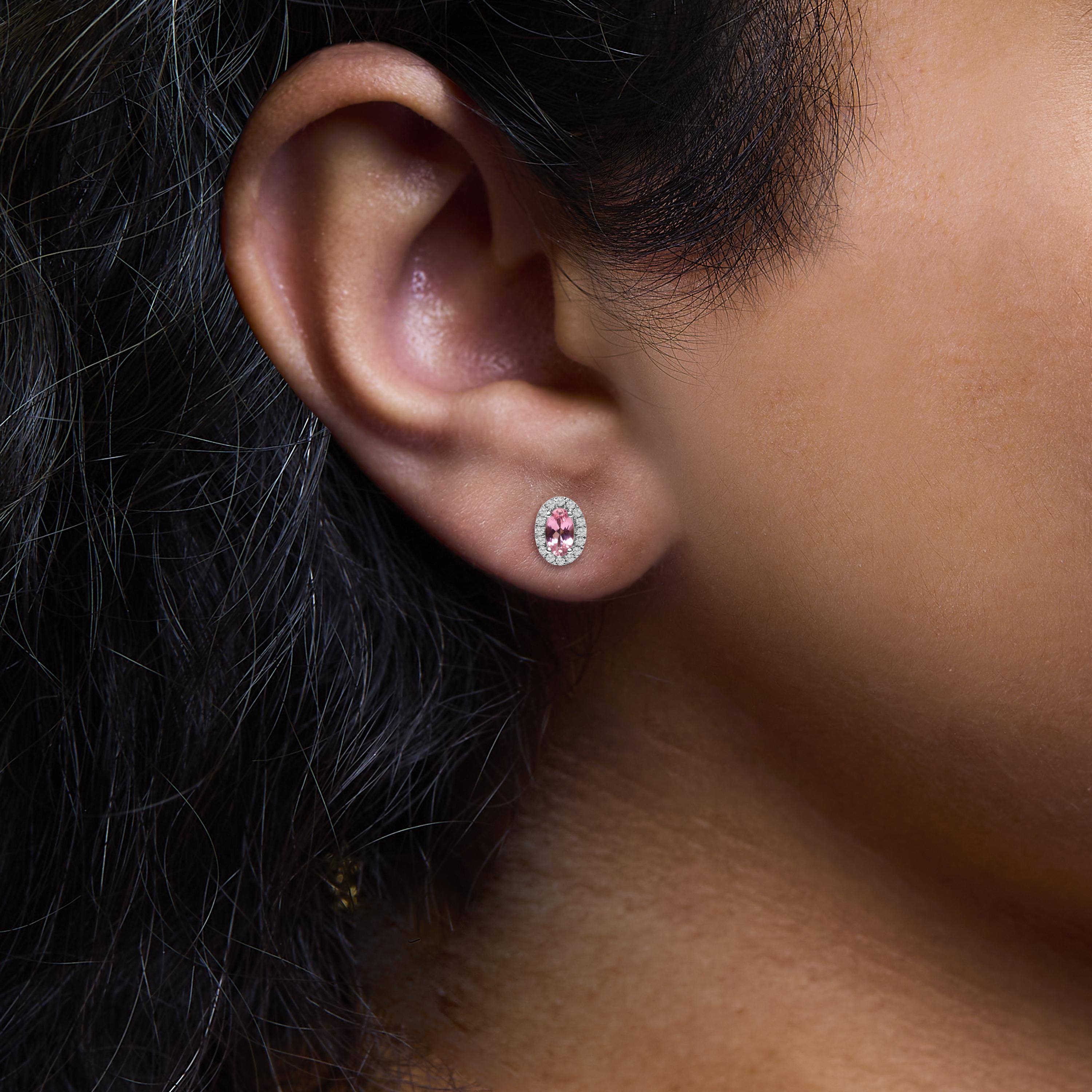 Orecchini a perno in oro bianco 10K 5x3 MM con tormalina rosa ovale e diamante In condizioni Nuovo in vendita a New York, NY