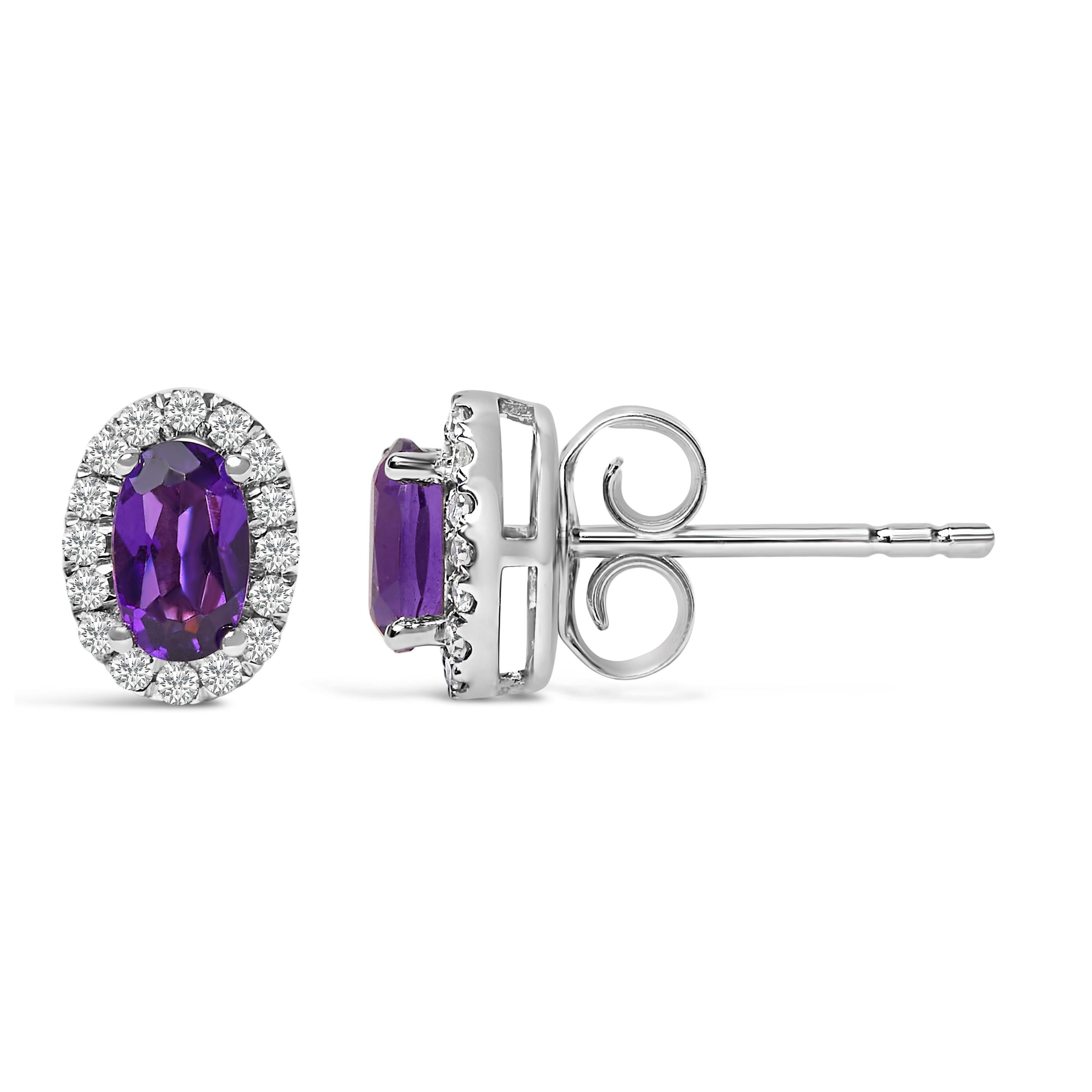 Moderno Orecchini a lobo ovali in oro bianco 10K 5x3 MM con ametista viola e diamante in vendita