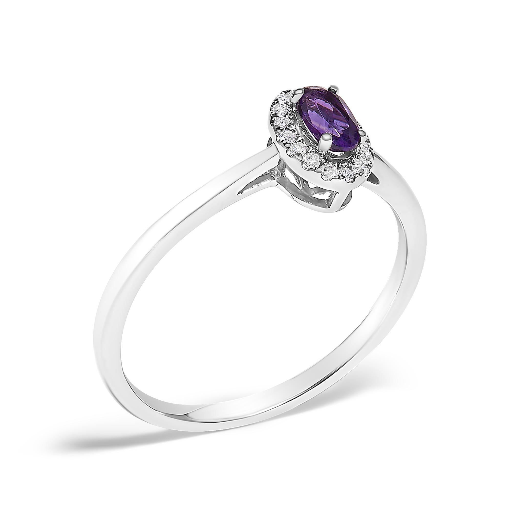 10K Weißgold 5X3MM Oval lila Amethyst und Diamant Akzent Halo Ring (Moderne) im Angebot