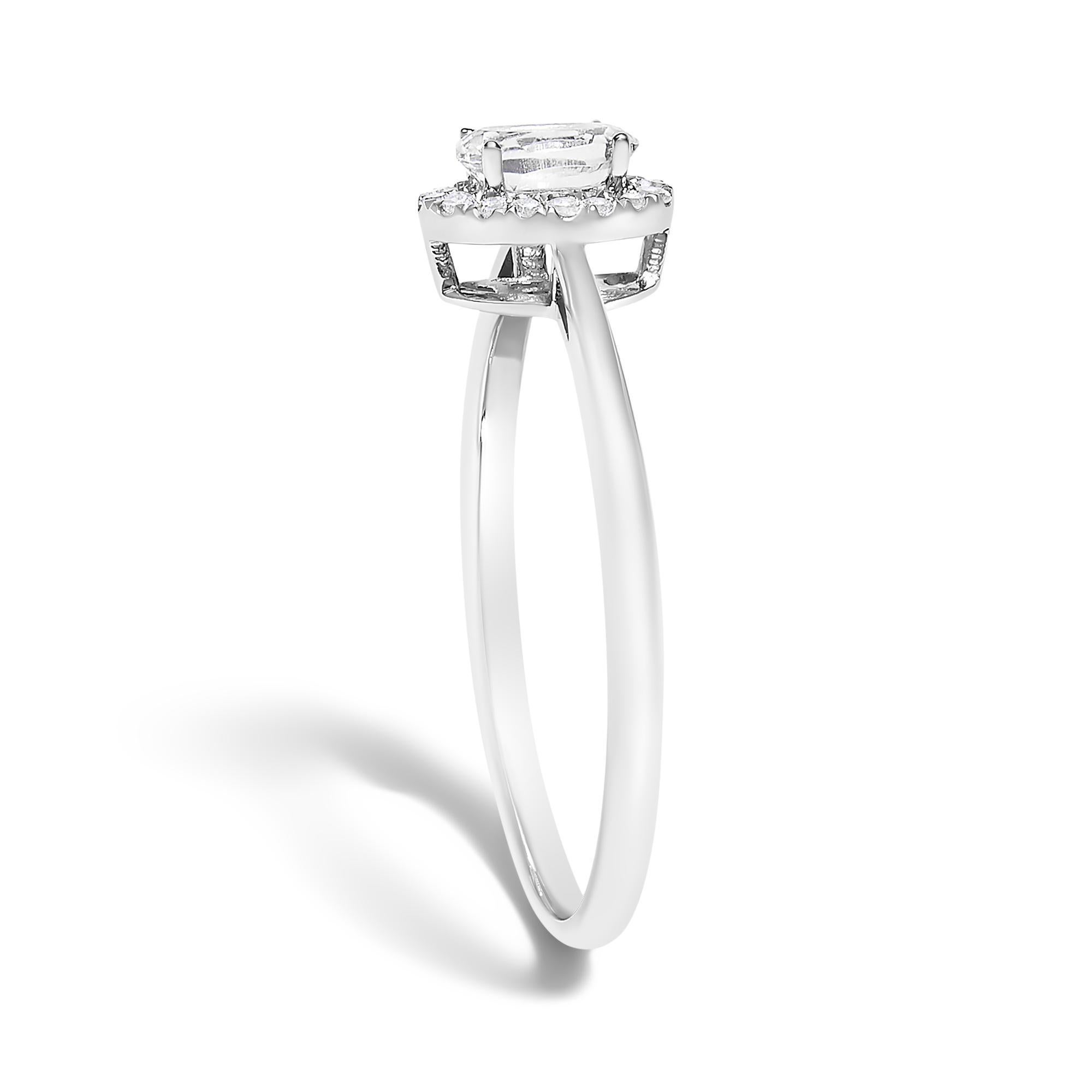10K Weißgold 5X3MM Oval Weiß Topas und Diamant Akzent Halo Ring (Ovalschliff) im Angebot