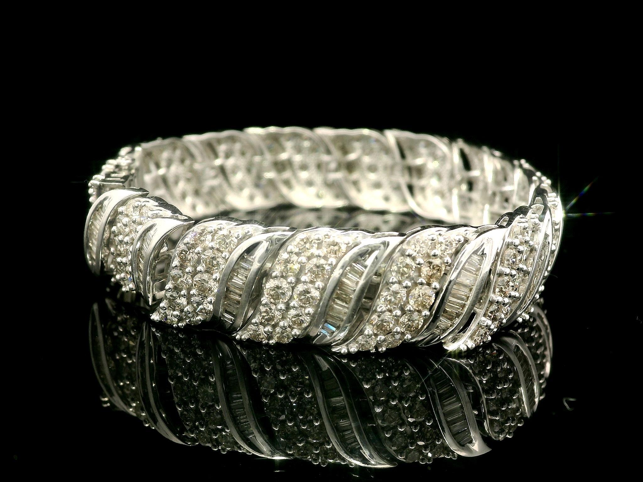 10k White Gold 7ctw Fiery Baguette & Round Diamond 12.3mm Wide Bracelet For Sale 1