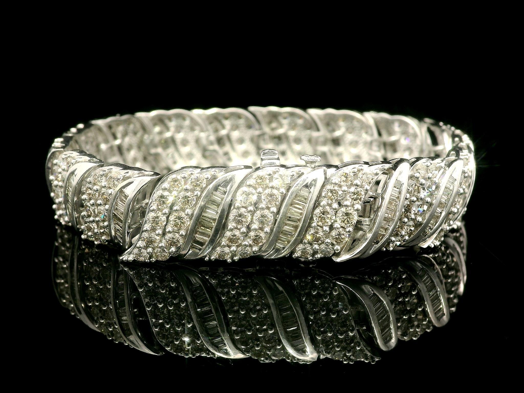 10k White Gold 7ctw Fiery Baguette & Round Diamond 12.3mm Wide Bracelet For Sale 2
