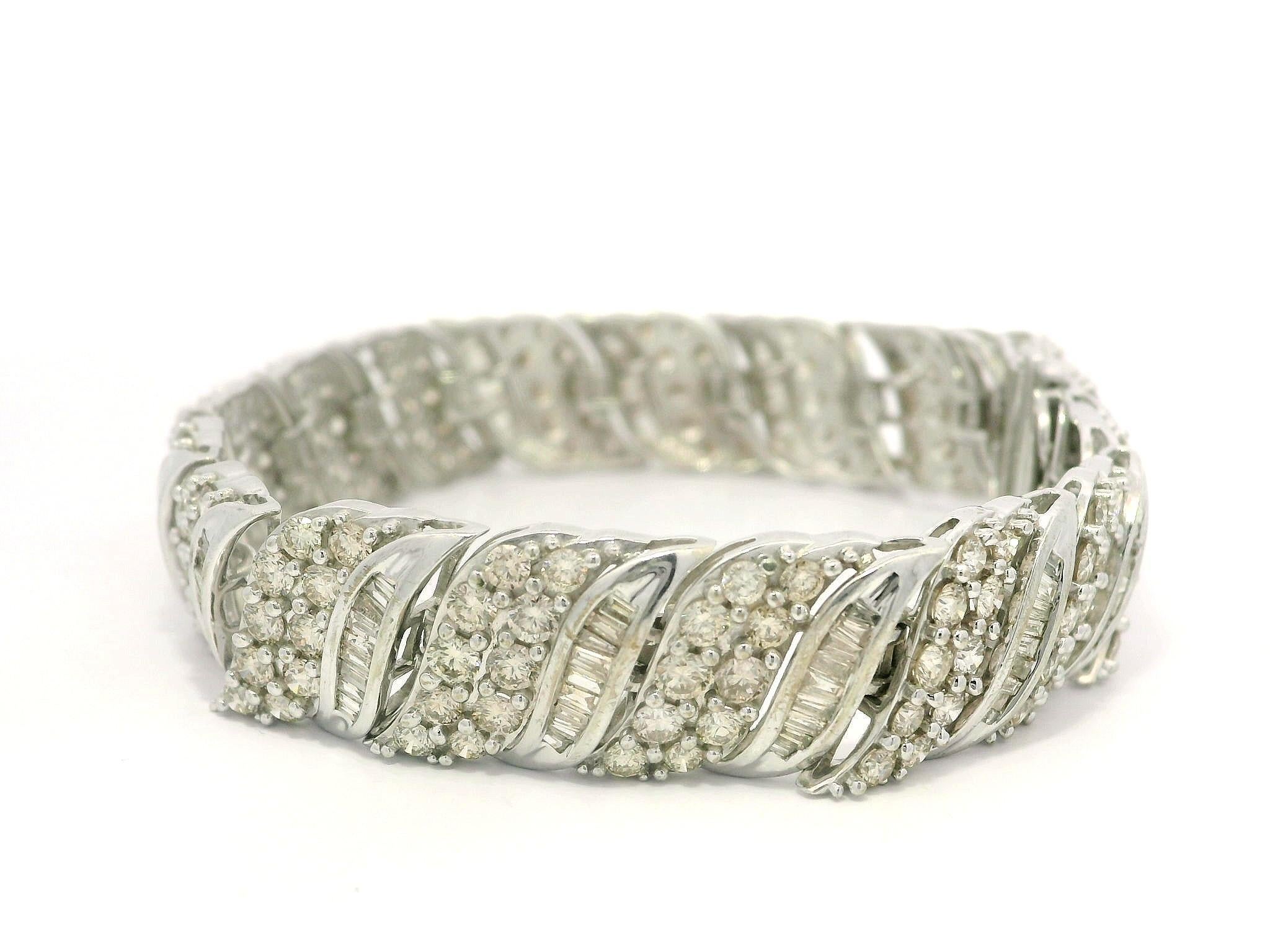 10k White Gold 7ctw Fiery Baguette & Round Diamond 12.3mm Wide Bracelet For Sale 4
