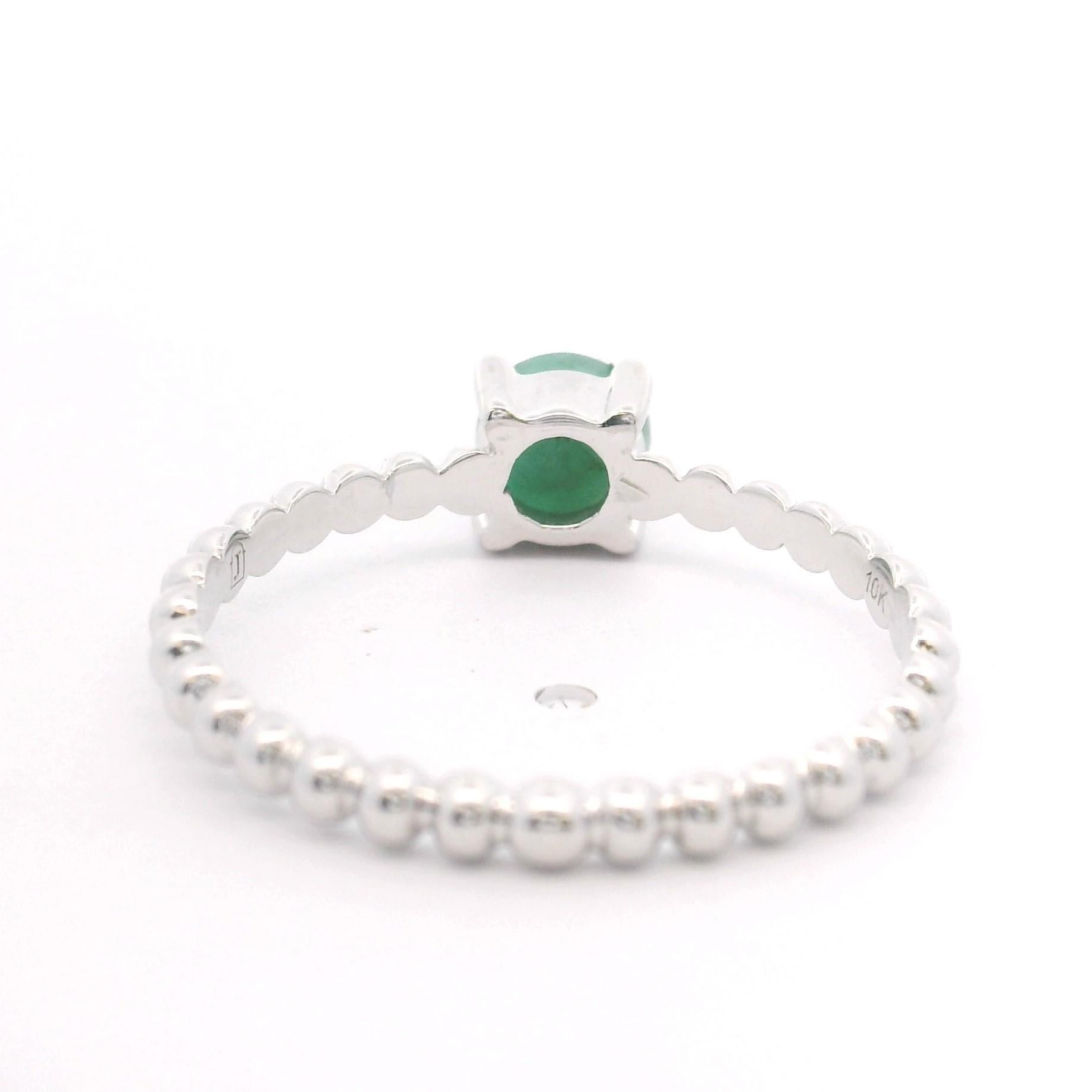 Women's 10k White Gold and 0.50ct Round Cut Emerald Ladies Beaded Ring Size 7