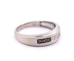 10 Karat White Gold Black and White Diamond Band