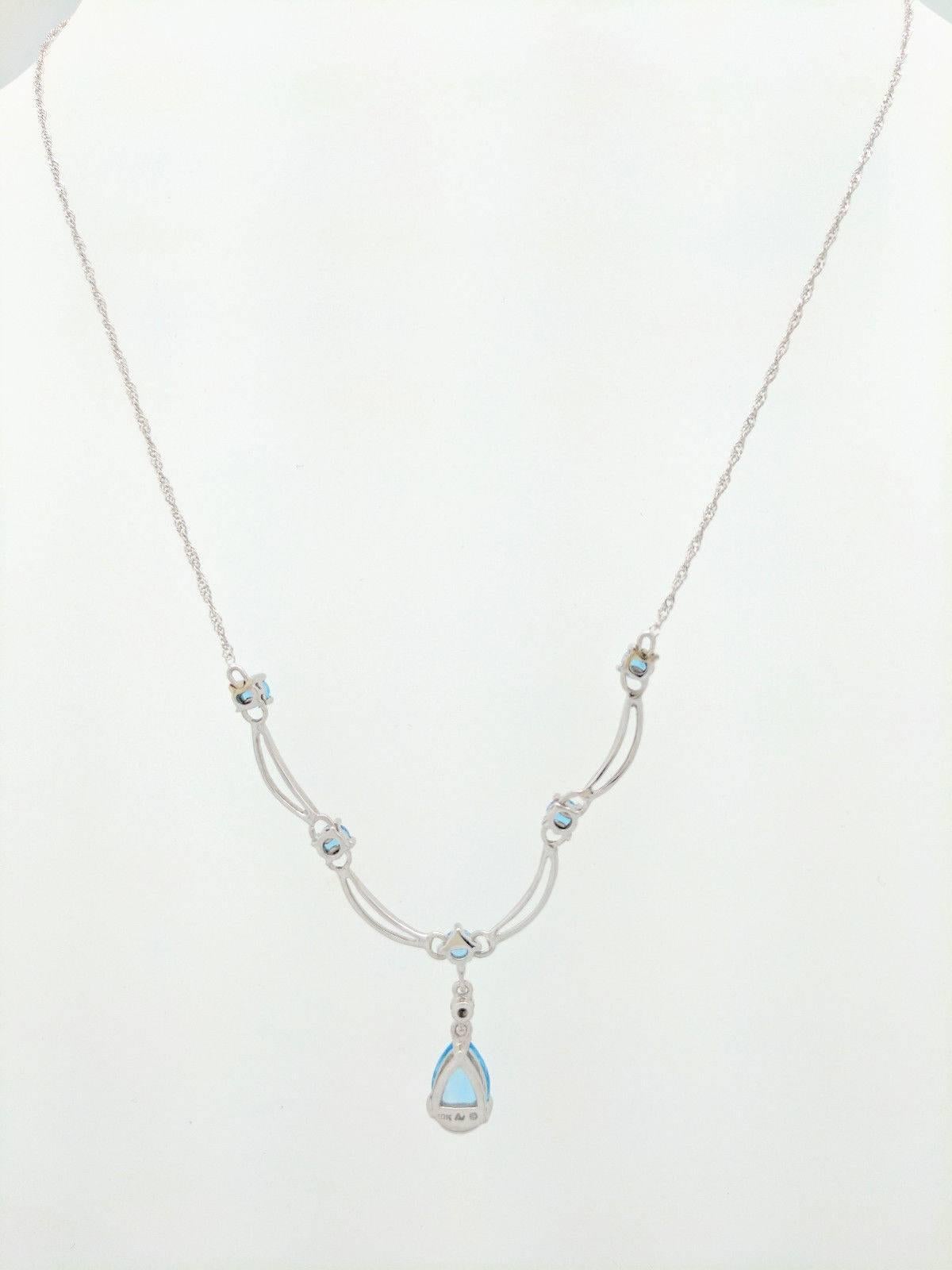 Women's or Men's 10 Karat White Gold Blue Topaz Gemstone Necklace 3.2 Grams