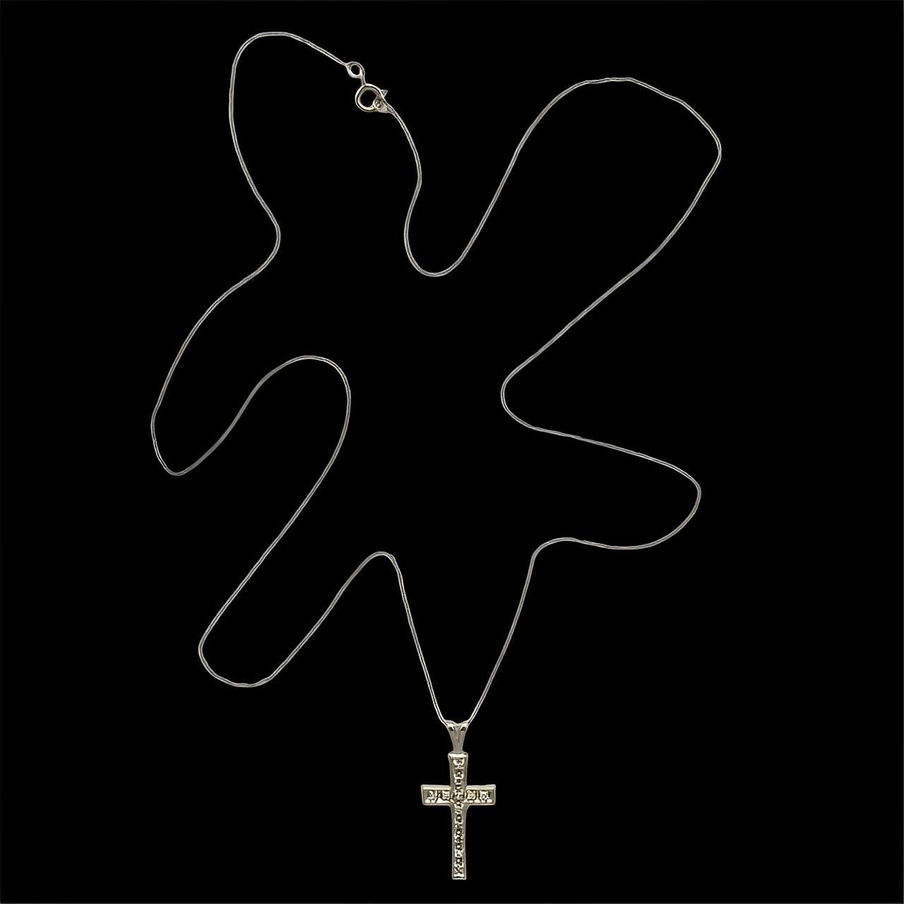 10K White Gold Chain and Diamond Cross Pendant For Sale 2