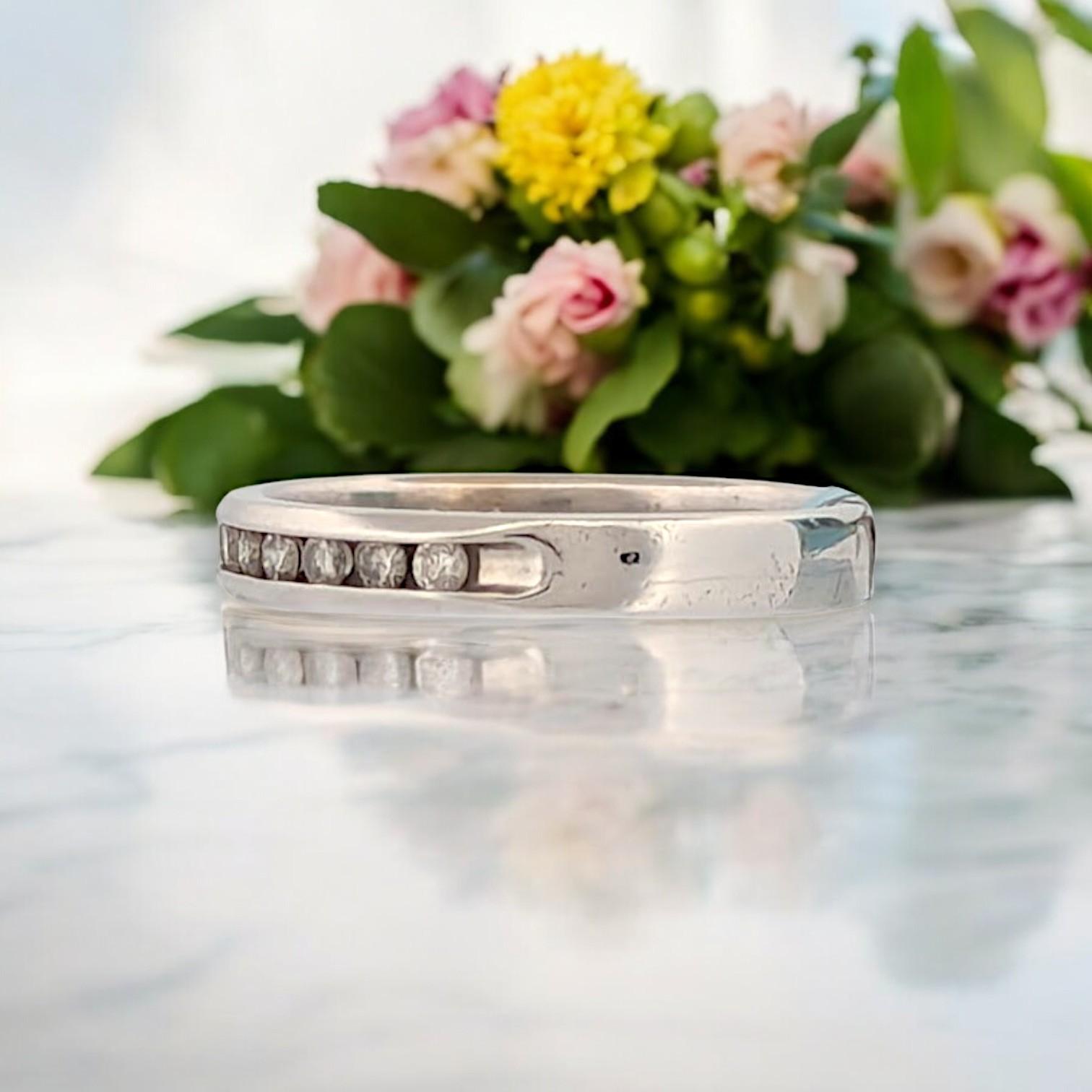 Modern 10K White Gold Channel Set Diamond Ring  .25 CTW Natural Round Diamonds For Sale