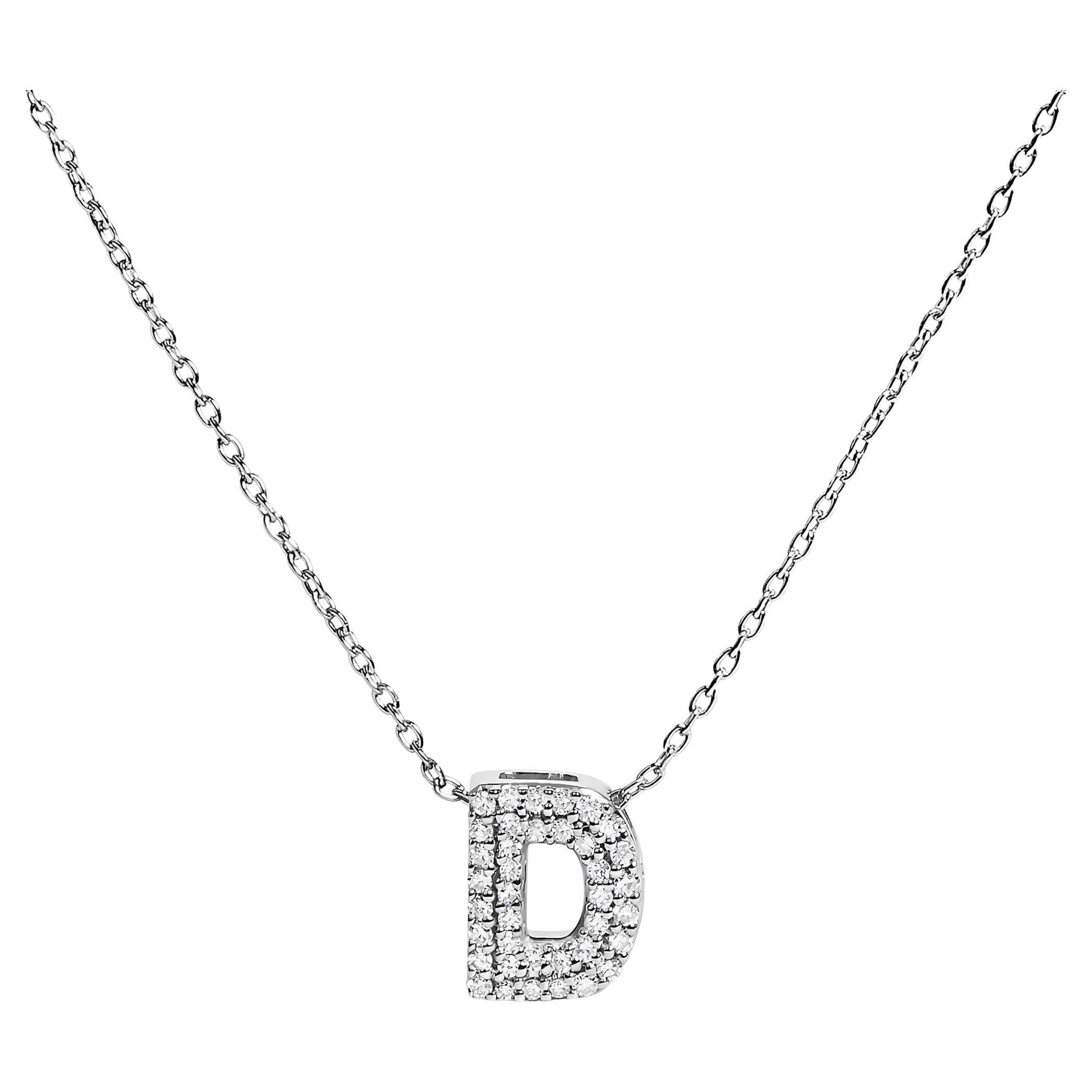 Collana con ciondolo a bolla con iniziali "D" in oro bianco 10K con accenti di diamanti