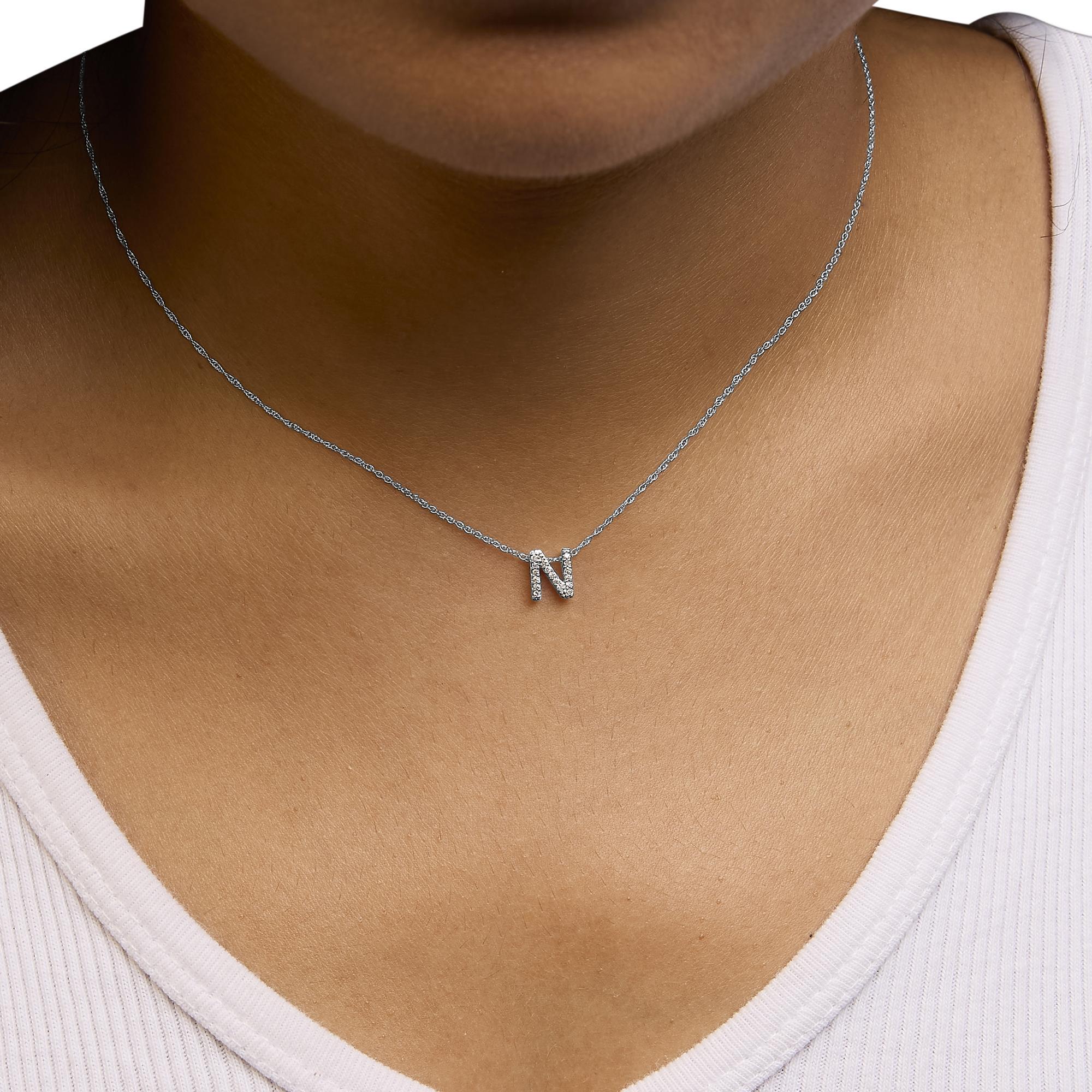 Collana con ciondolo con iniziale alfabetica 