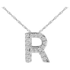 Collana con ciondolo con iniziale alfabetica "R" in oro bianco 10K con accenti di diamanti