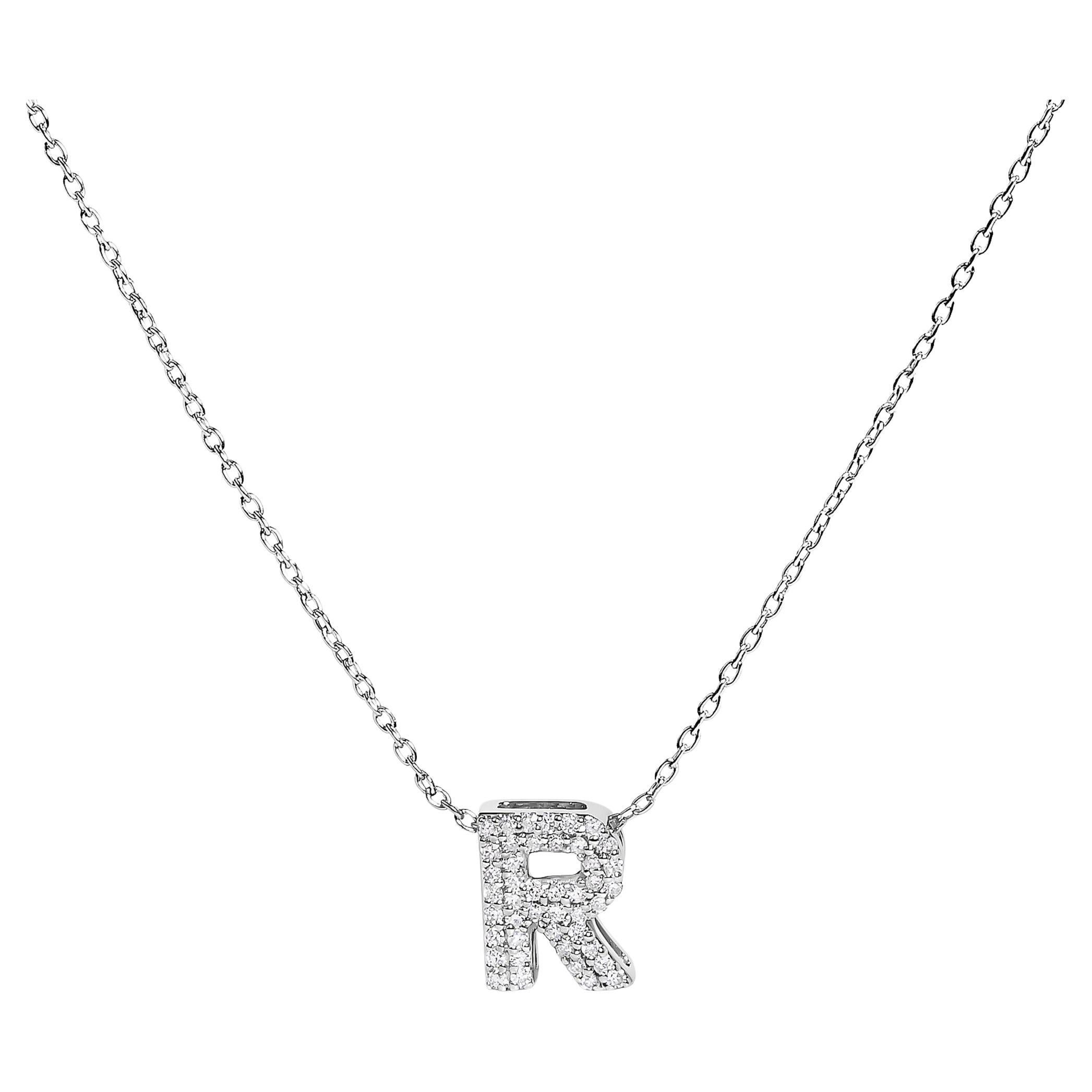 Collier en or blanc 10K avec pendentif bulle à l'initiale "R" sertie de diamants en vente