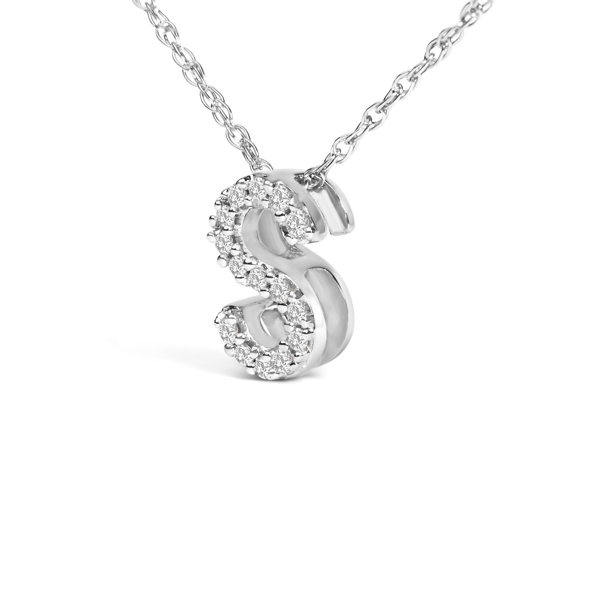 Moderno Collana con ciondolo con iniziali dell'alfabeto in oro bianco 10K con accenti di diamanti 