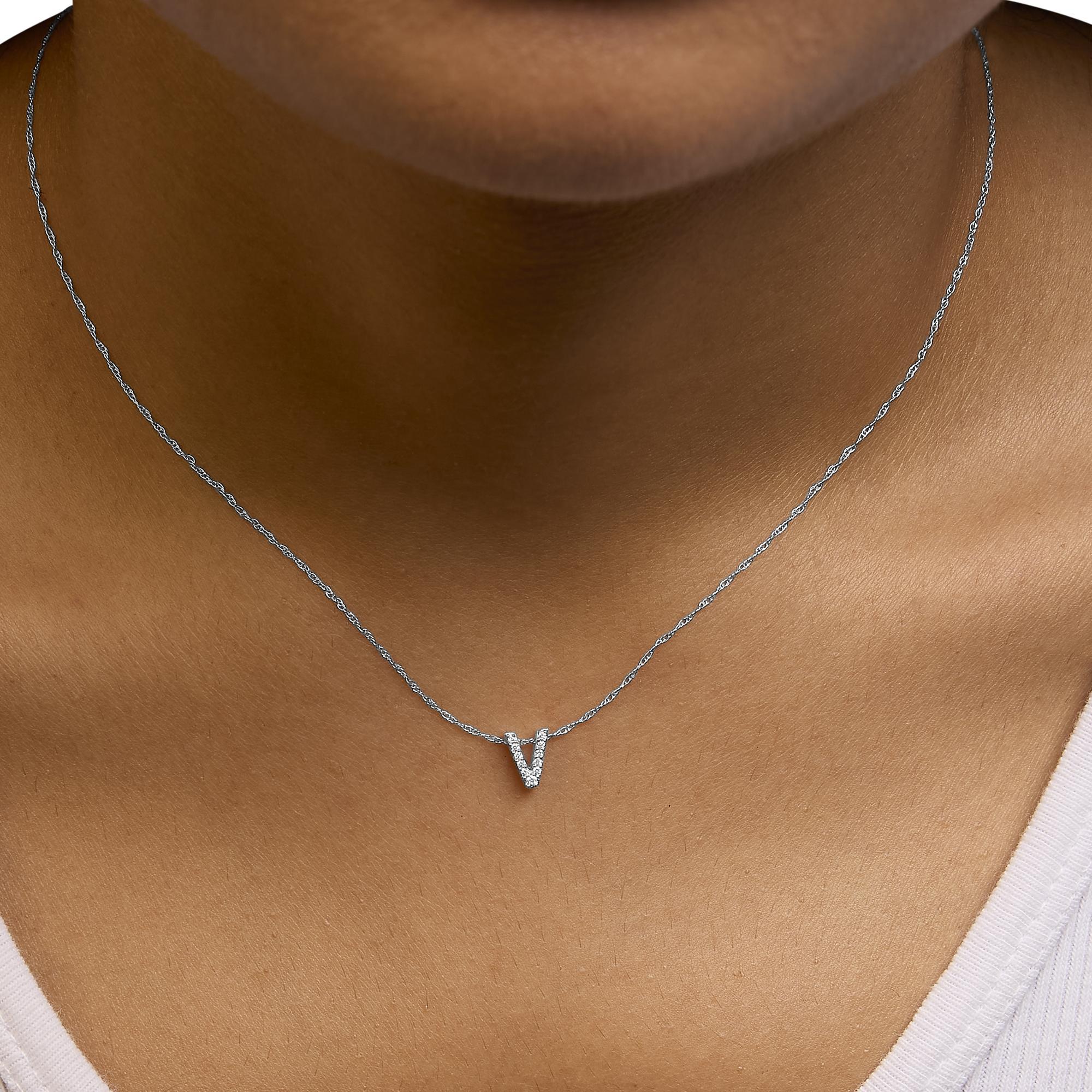 Collana con ciondolo con iniziale alfabetica 