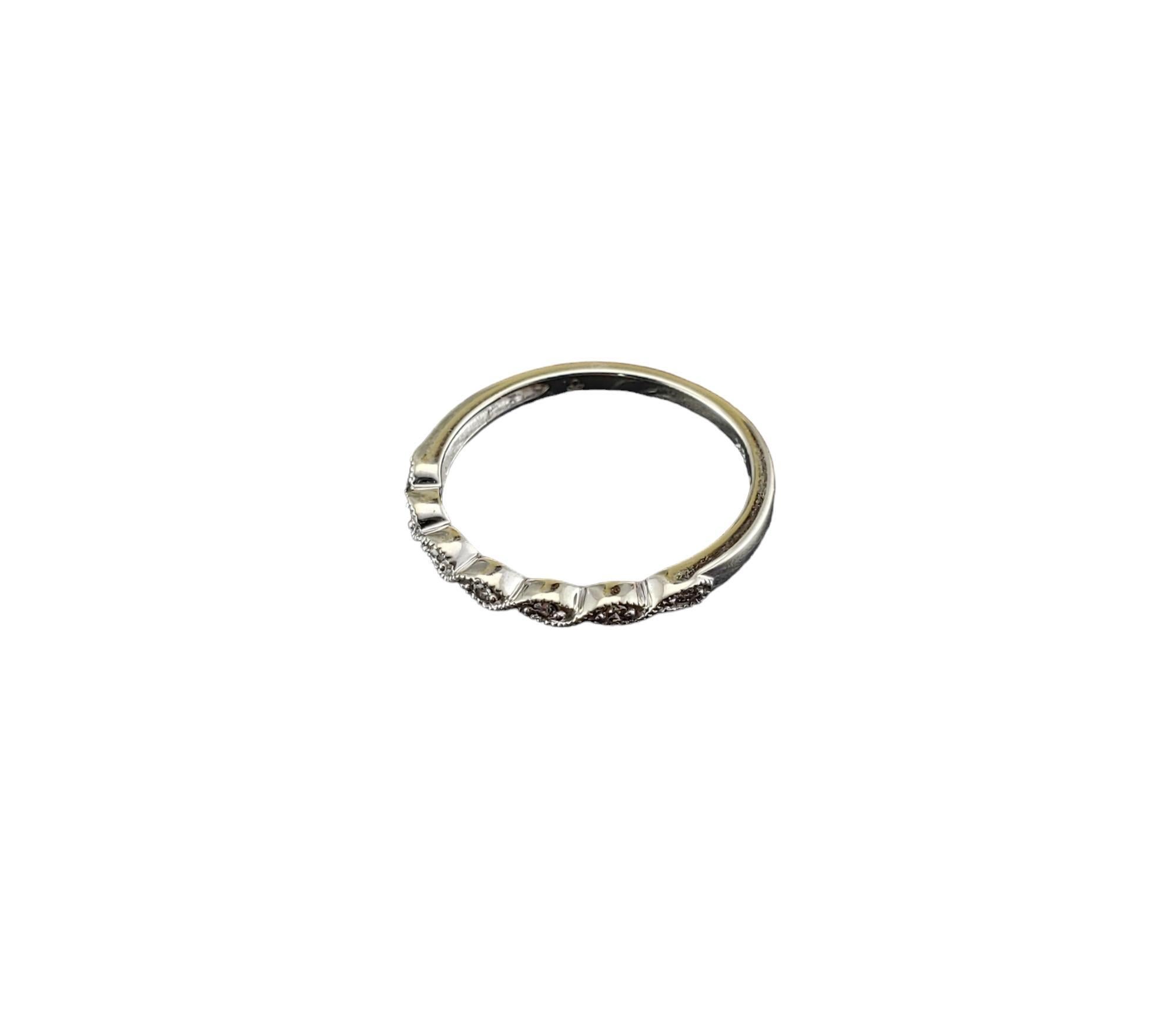 10K Weißgold Diamant-Ring Größe 7 #16373 im Zustand „Gut“ im Angebot in Washington Depot, CT