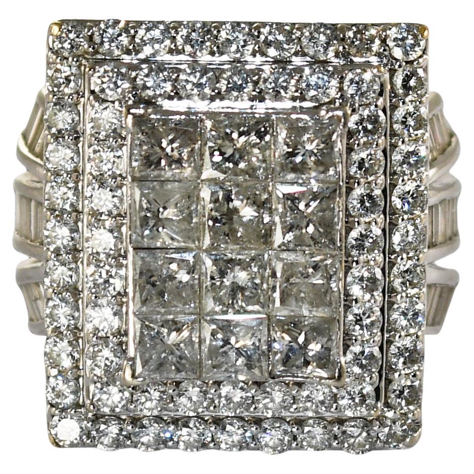 10K White Gold Diamond Cluster Ring 3.00ct