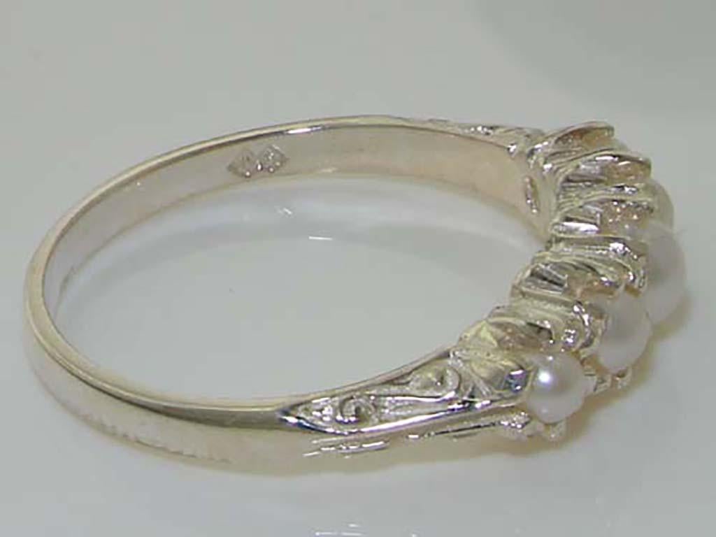 En vente :  Anneau d'éternité en or blanc 10 carats avec perles d'eau douce de style vintage, personnalisable 3