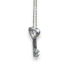 10K White Gold Heart-Key Pendant with Sparkling Diamonds