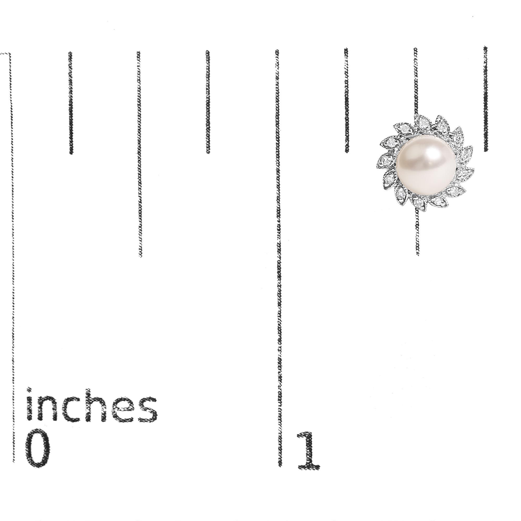 Orecchini a lobo con perle e diamanti in oro bianco 10 carati, stile cimelio In condizioni Nuovo in vendita a New York, NY