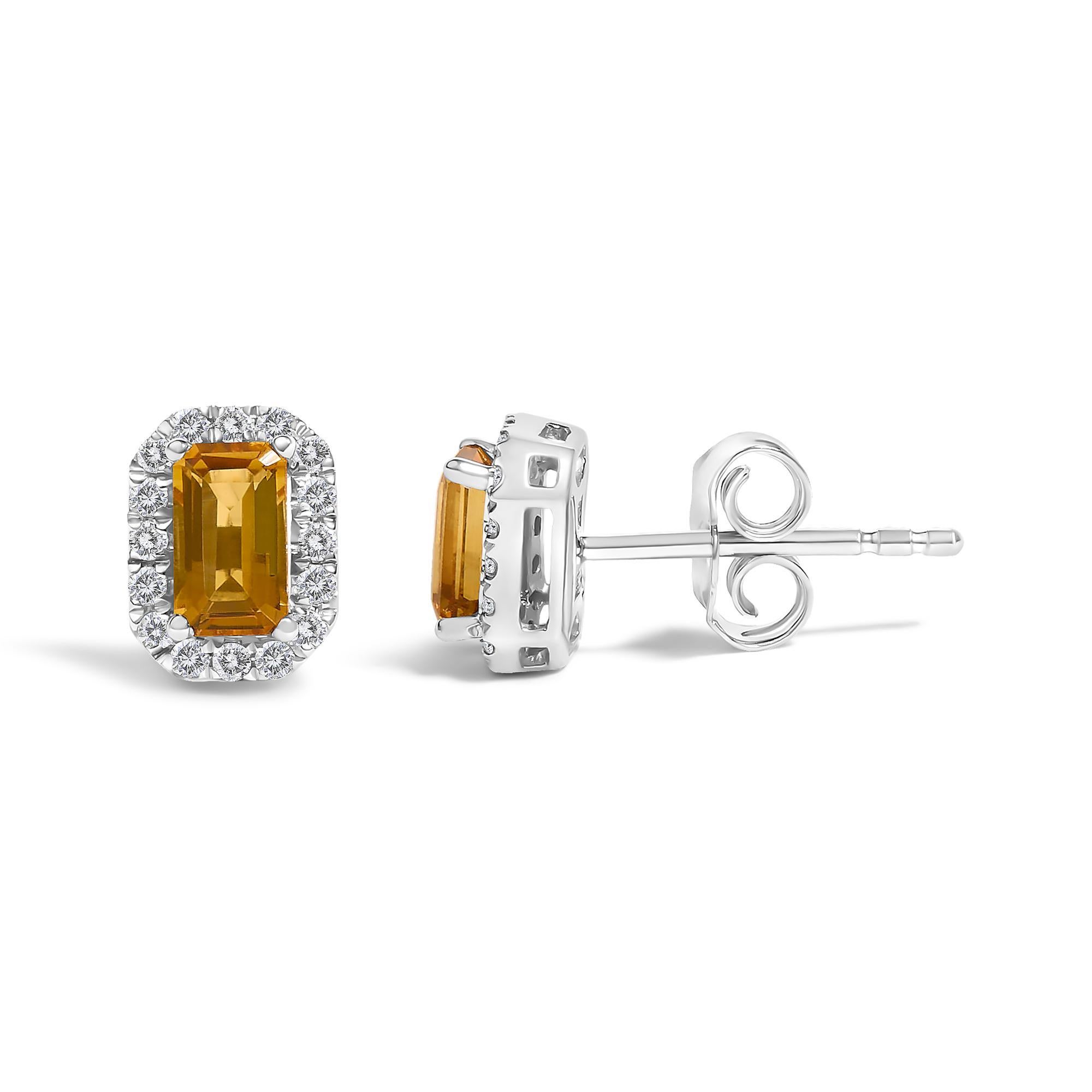 Moderne Boucles d'oreilles octogonales en or blanc 10K avec citrine orange et halo de diamants 1/7 Cttw en vente