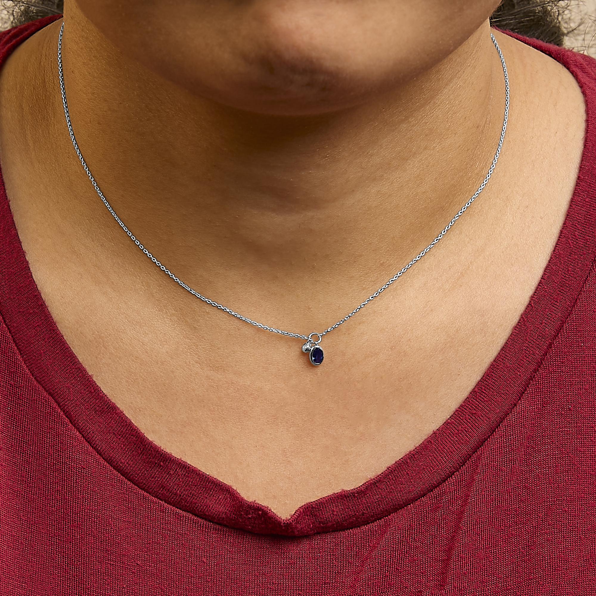 Taglio ovale Collana con doppio charme da 18