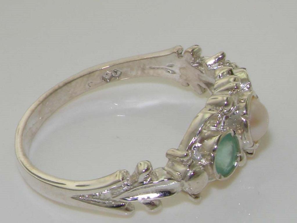 For Sale:  10K White Gold Pearl & Emerald Womens Georgian Inspired Trilogy Ring 4