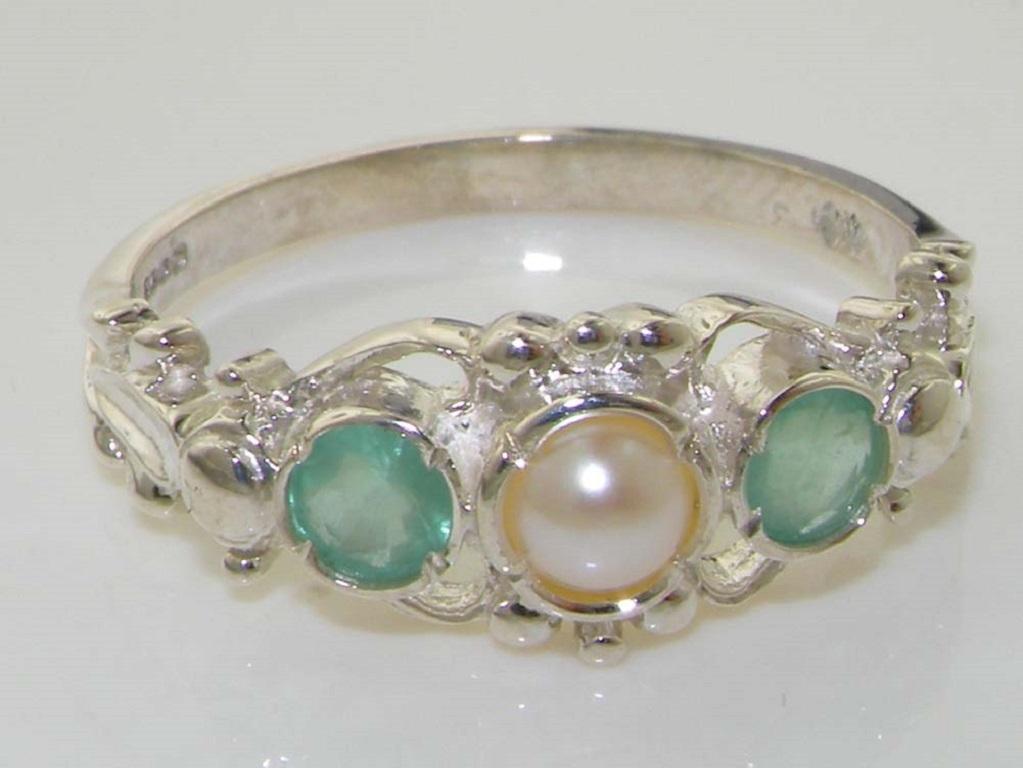 For Sale:  10K White Gold Pearl & Emerald Womens Georgian Inspired Trilogy Ring 5