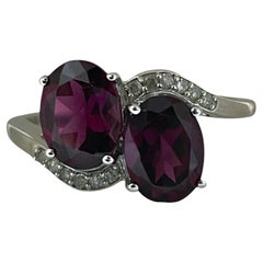Solid White Gold Radiant Garnet and Diamond White Gold Delight ring Size 6