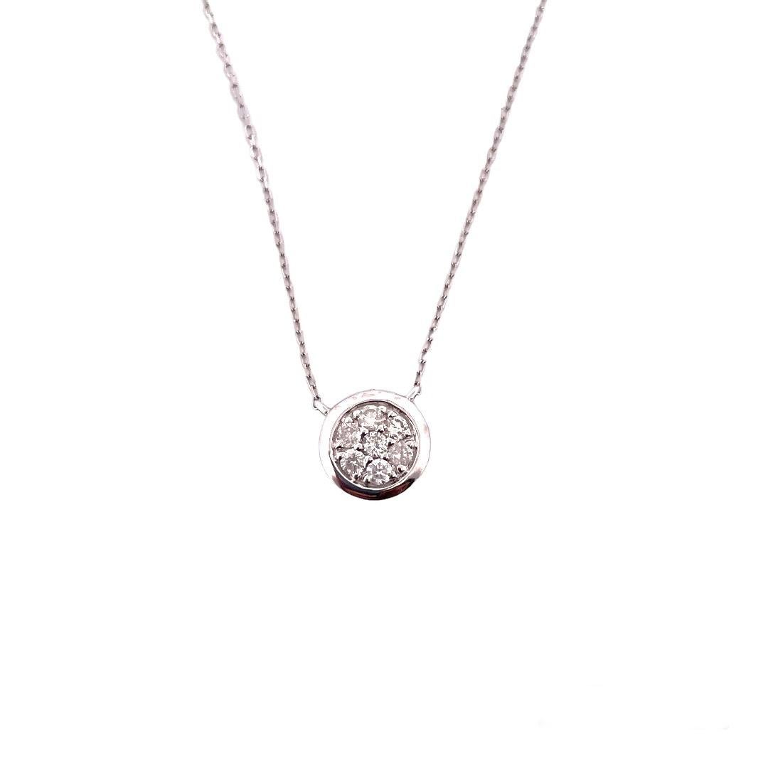 10K White Gold Round Diamond Pendant Necklace For Sale